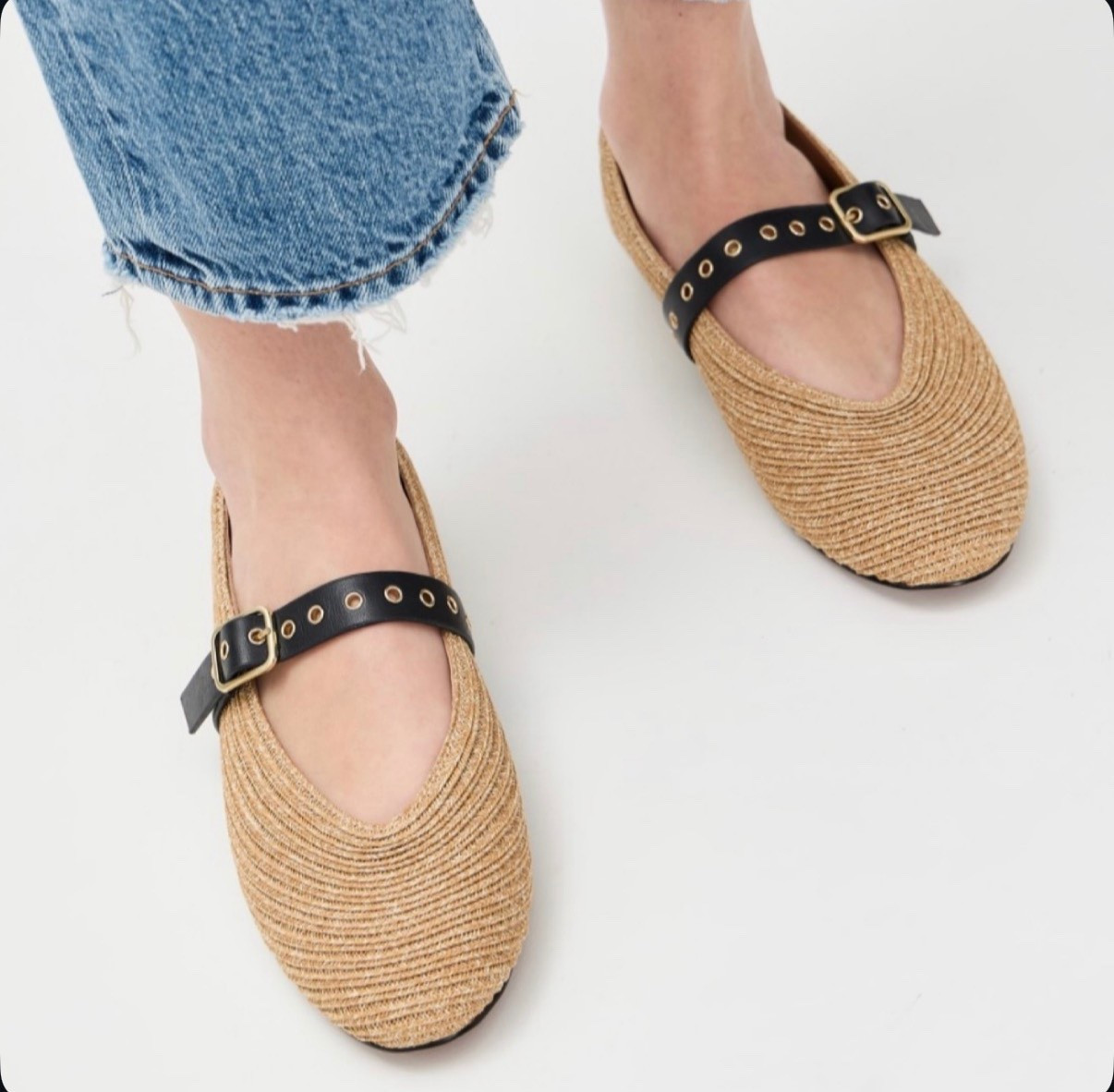 Gold flats 
Spring shoes 

#LTKSeasonal
