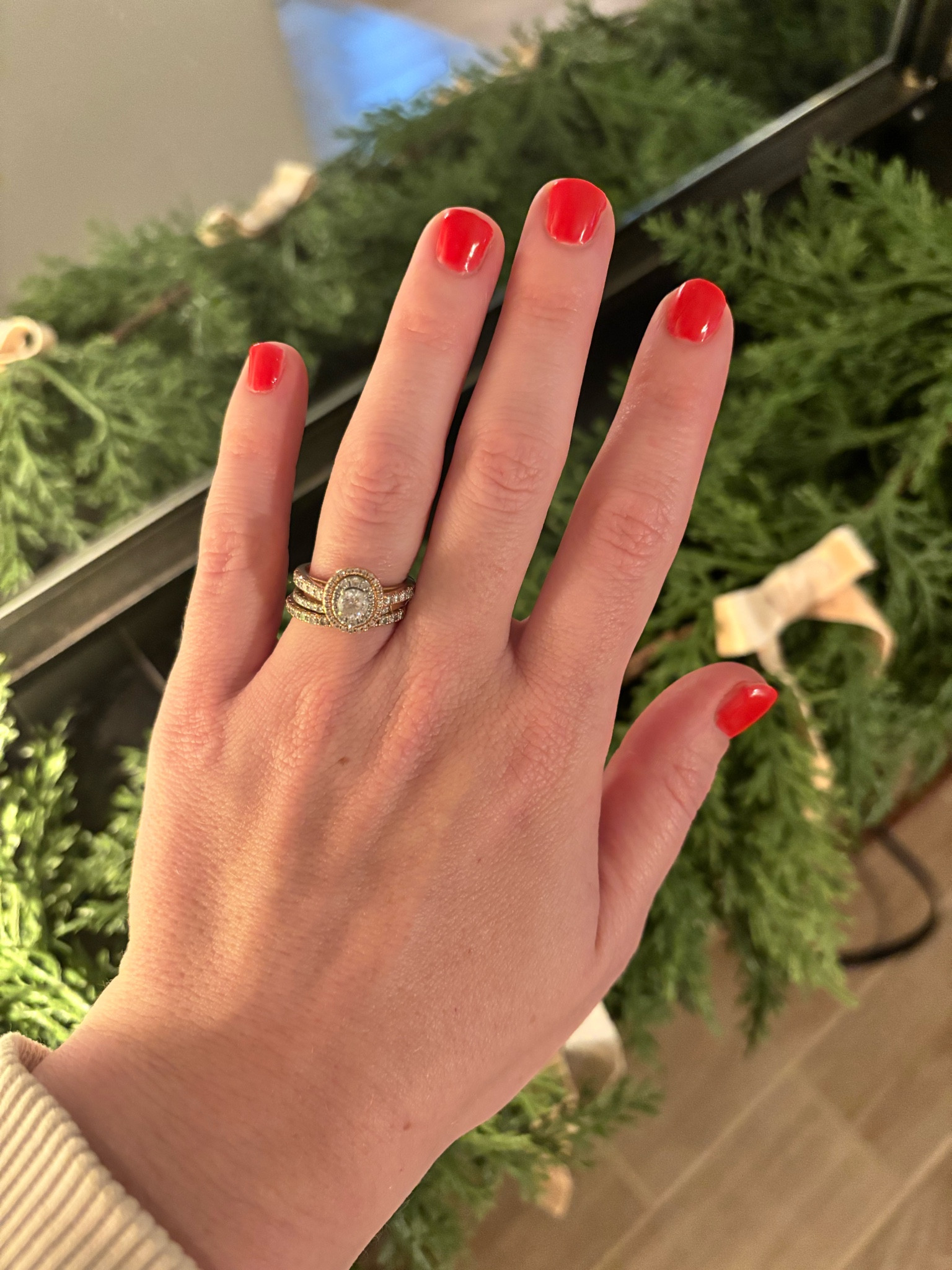 These easy DIY Christmas nails prove you don’t need a salon for a festive holiday manicure ❤️ A classic red nail look that’s beginner-friendly, affordable, and perfect for at-home holiday beauty. Ideal for cozy winter nights, last-minute holiday plans, and timeless seasonal style.

#LTKFindsUnder50 #LTKHoliday #LTKBeauty
