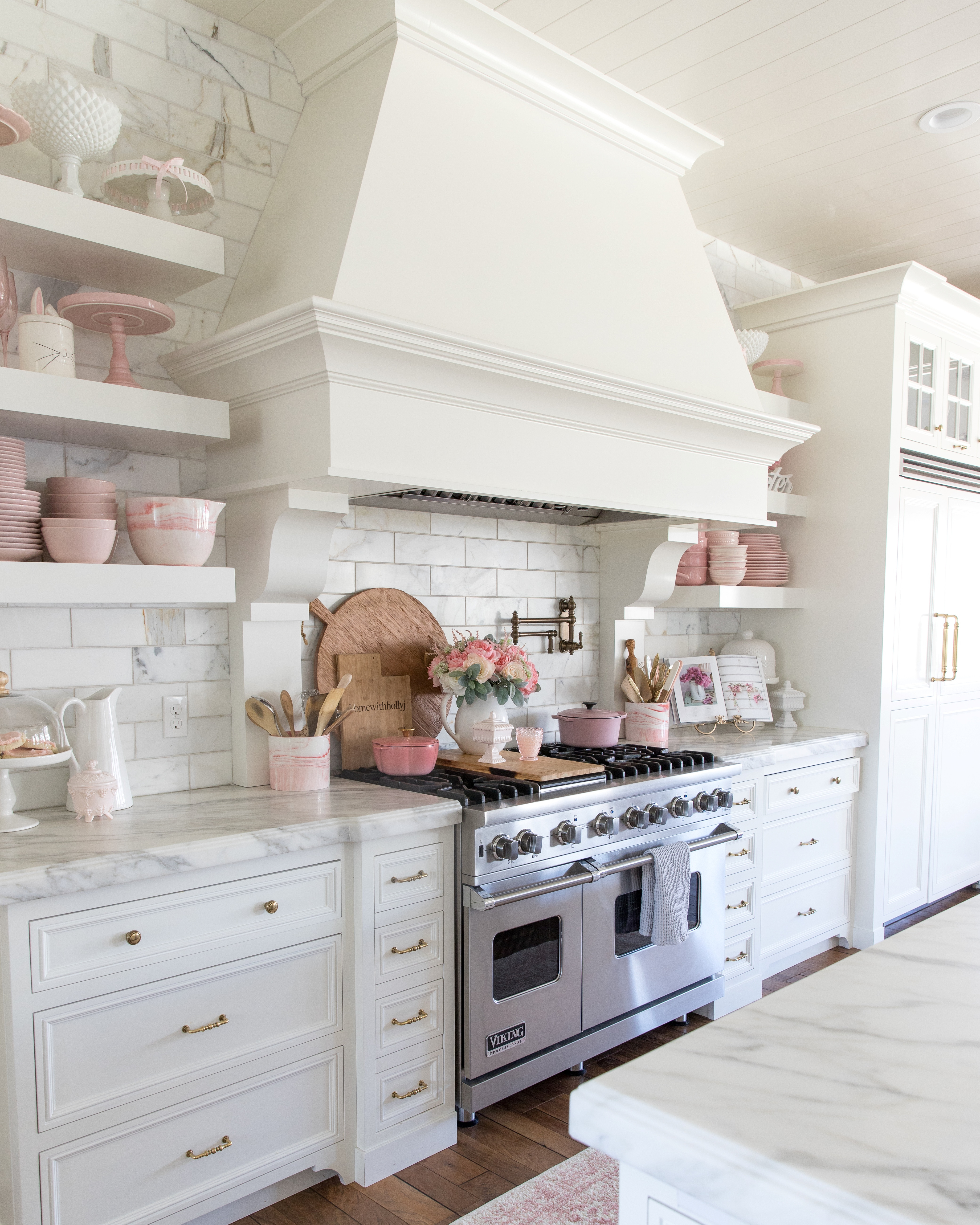 🌸 Spring Decorating Essentials for Your Home

Refresh your home with my favorite spring decorating essentials—from faux greenery and neutral throw pillows to decorative vases, woven baskets, and cozy candles. These simple pieces instantly brighten your living room, kitchen, entryway, or coffee table for the season.

✨ Shop all my affordable spring home decor finds at the link!

#springdecor #springhomedecor #ltkhome #homedecorfinds #springrefresh #neutraldecor #ShopHollyJHome #HomeWithHollyJ 

 #LTKfoodie #LTKSeasonal #LTKHome