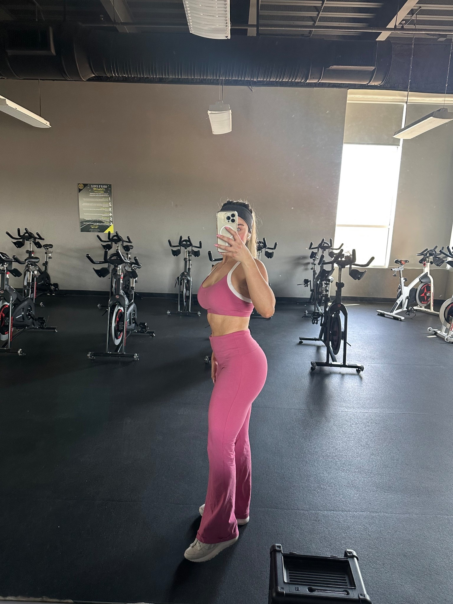 Love target sets for the gym / wearing xs on both top and bottomm

#LTKootd #LTKActive