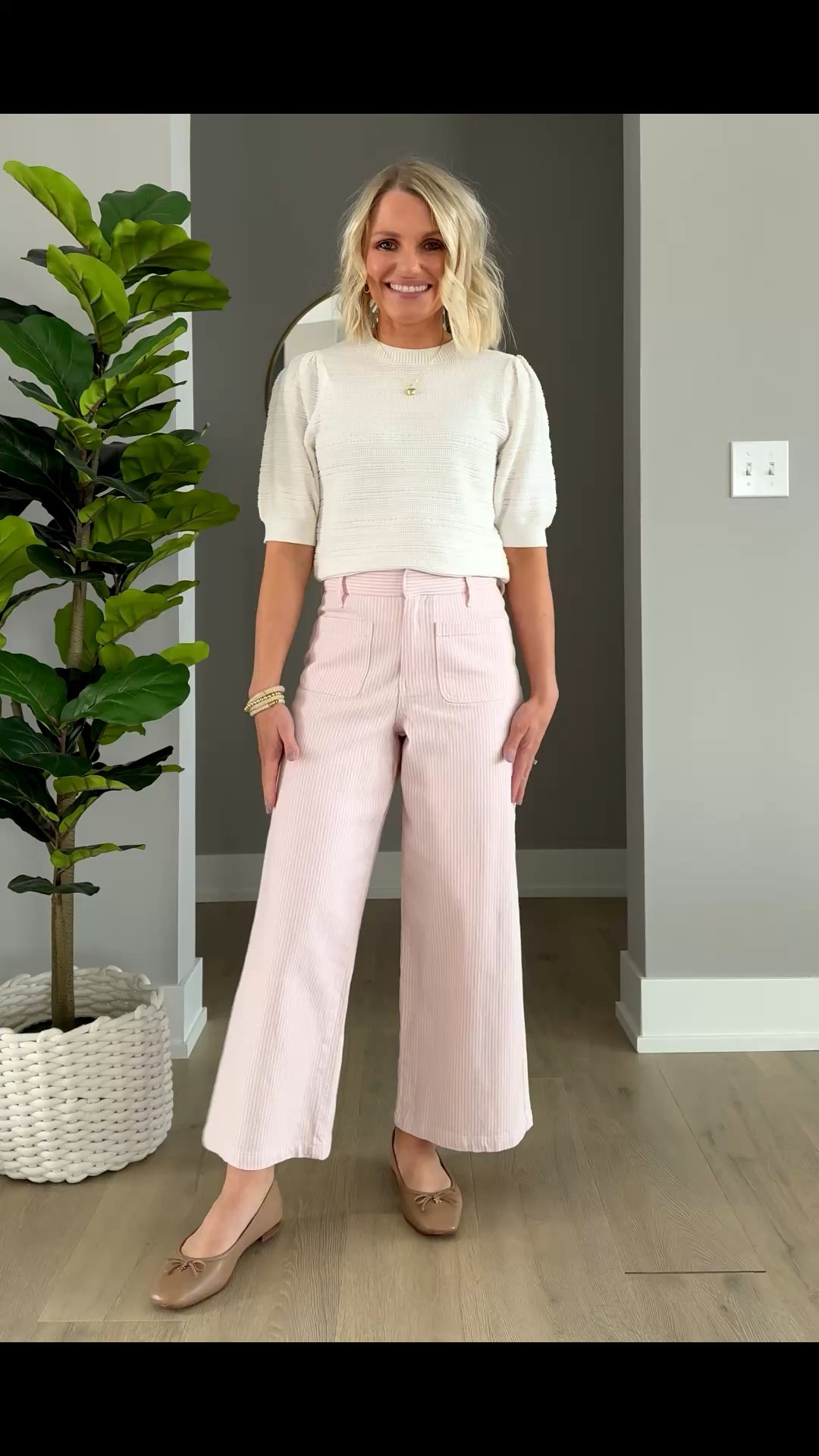 These pink seersucker cropped jeans from Walmart are so cute! The have a 26” inseam! I’m wearing a 0 and I’m 5’1! 


#LTKPetite #LTKOver40 #LTKspring