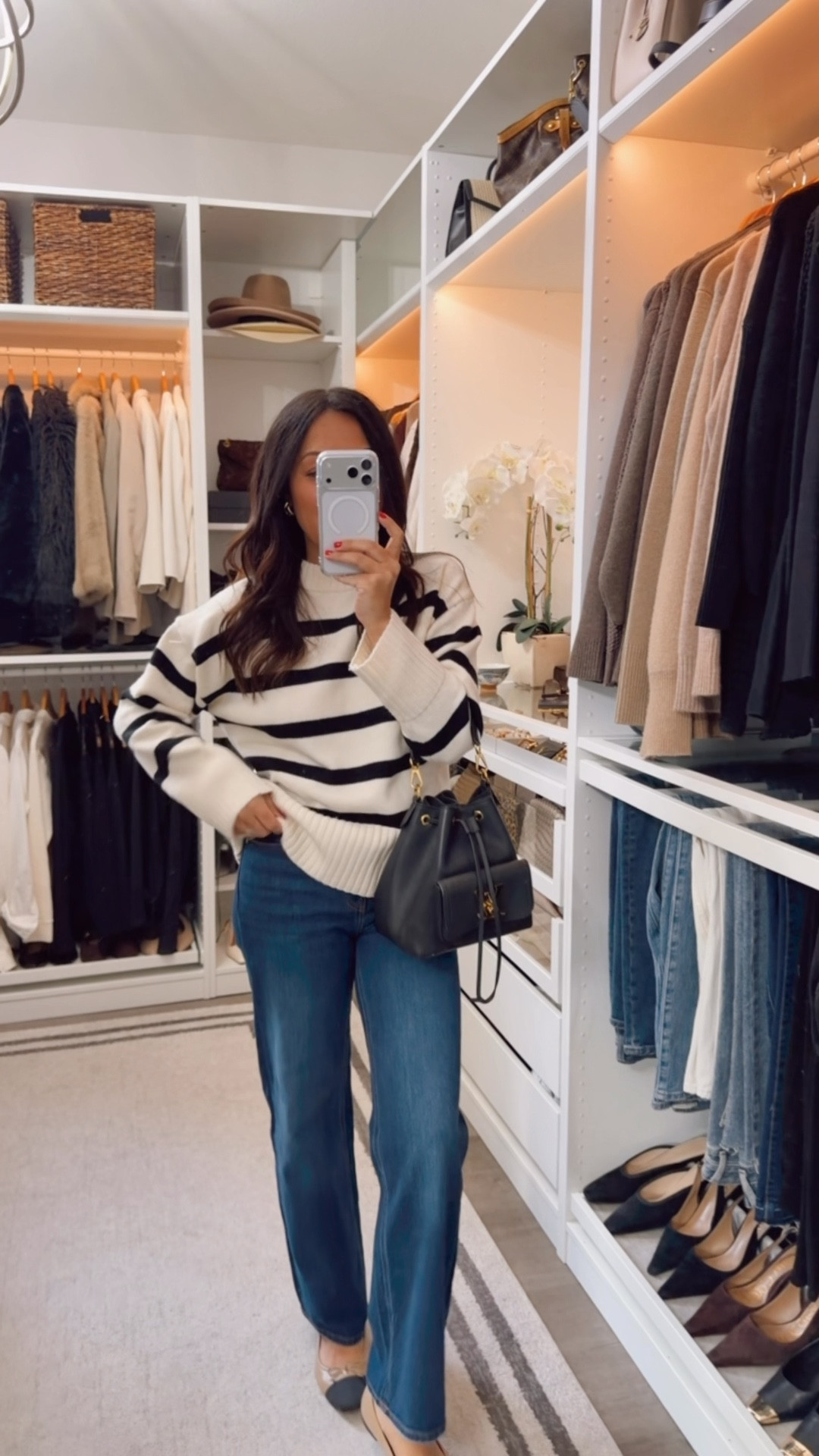 Relaxed fit sweater- easy to throw on and go!
Everything TTS 

#LTKootd #LTKOver40