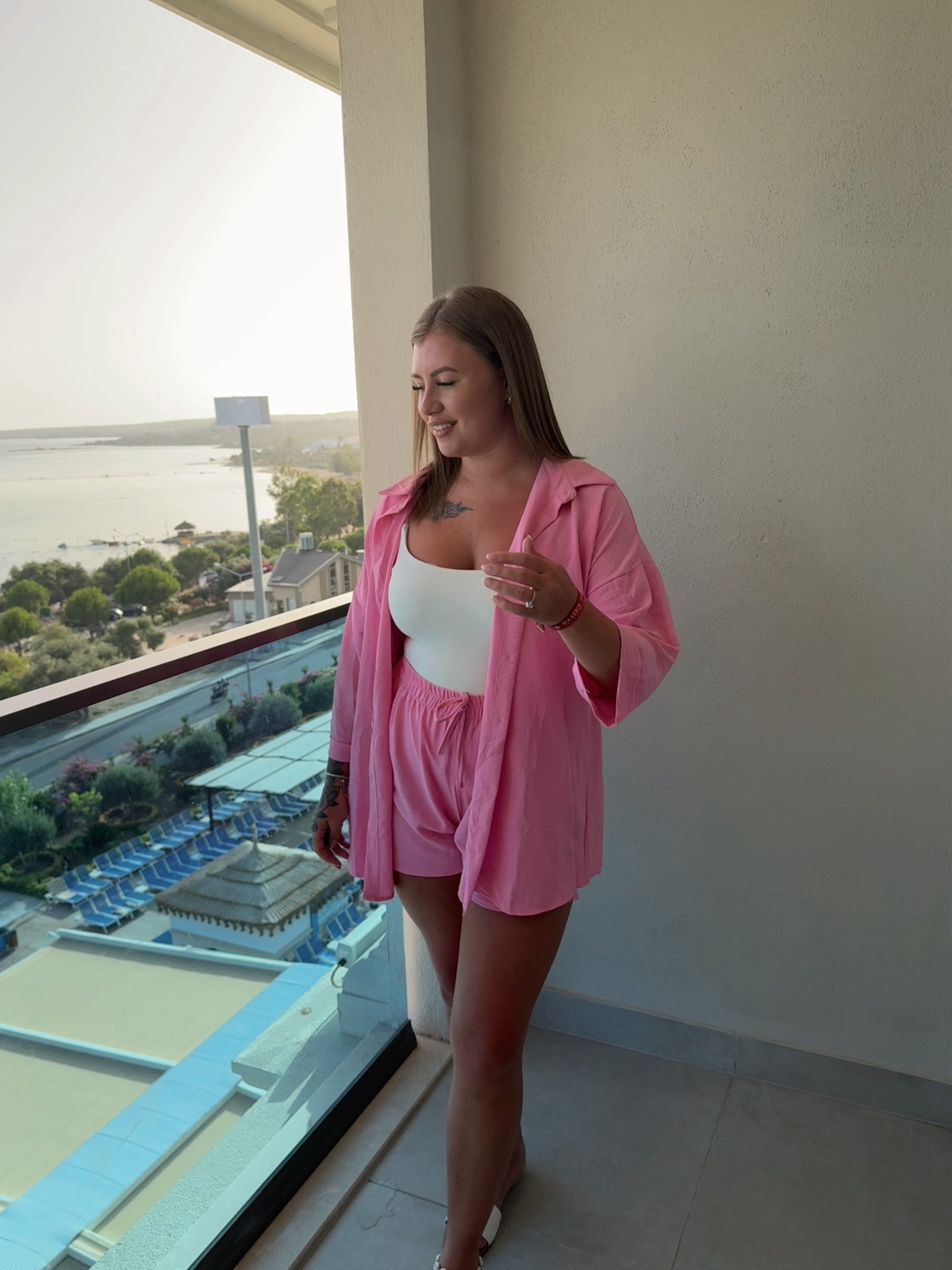 Midsize Holiday evening outfit 💞

#LTKsummer #LTKmidsize