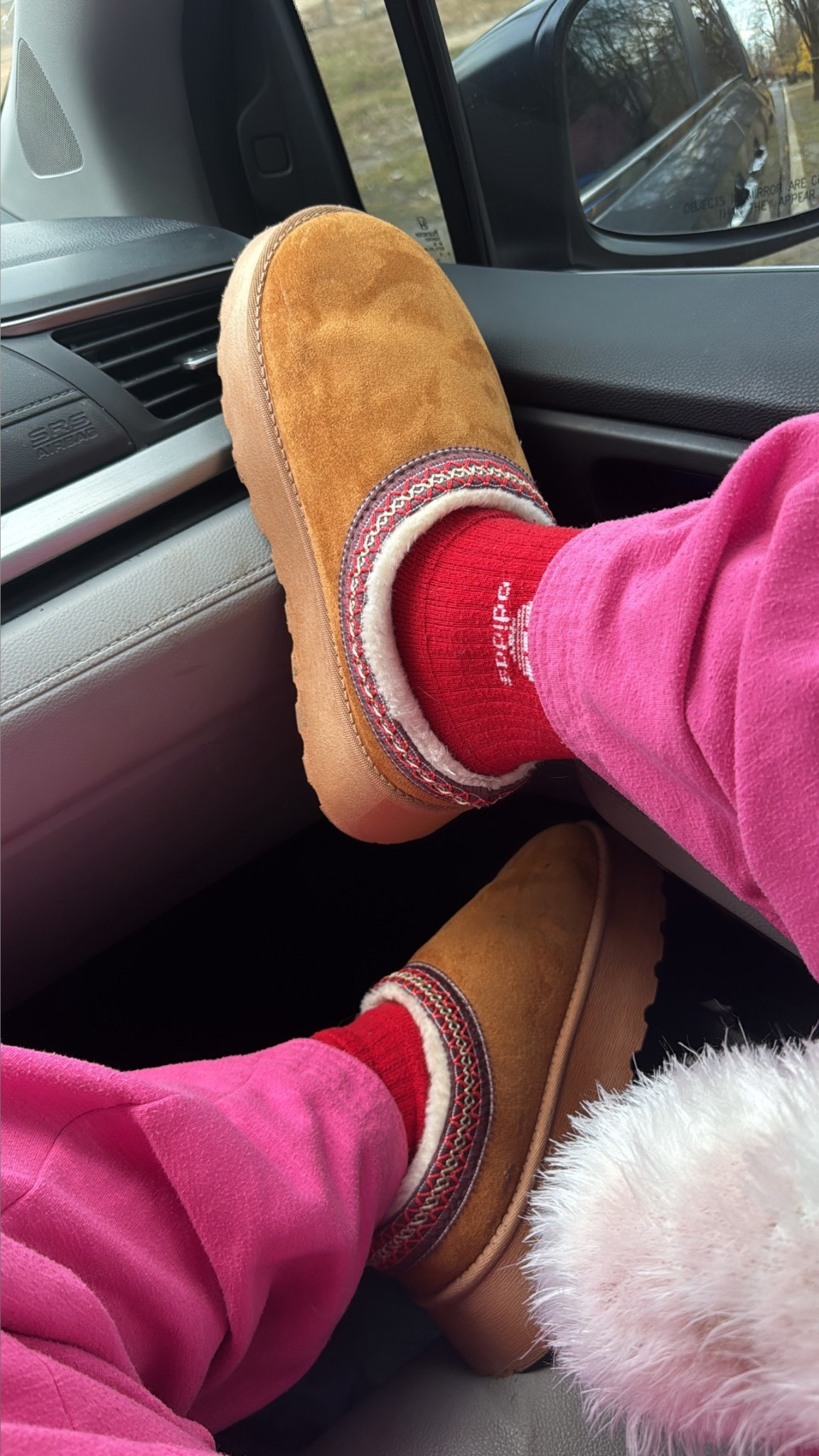 Ugg dupe shoes!

#LTKootd #LTKFindsUnder50 #LTKGiftGuide