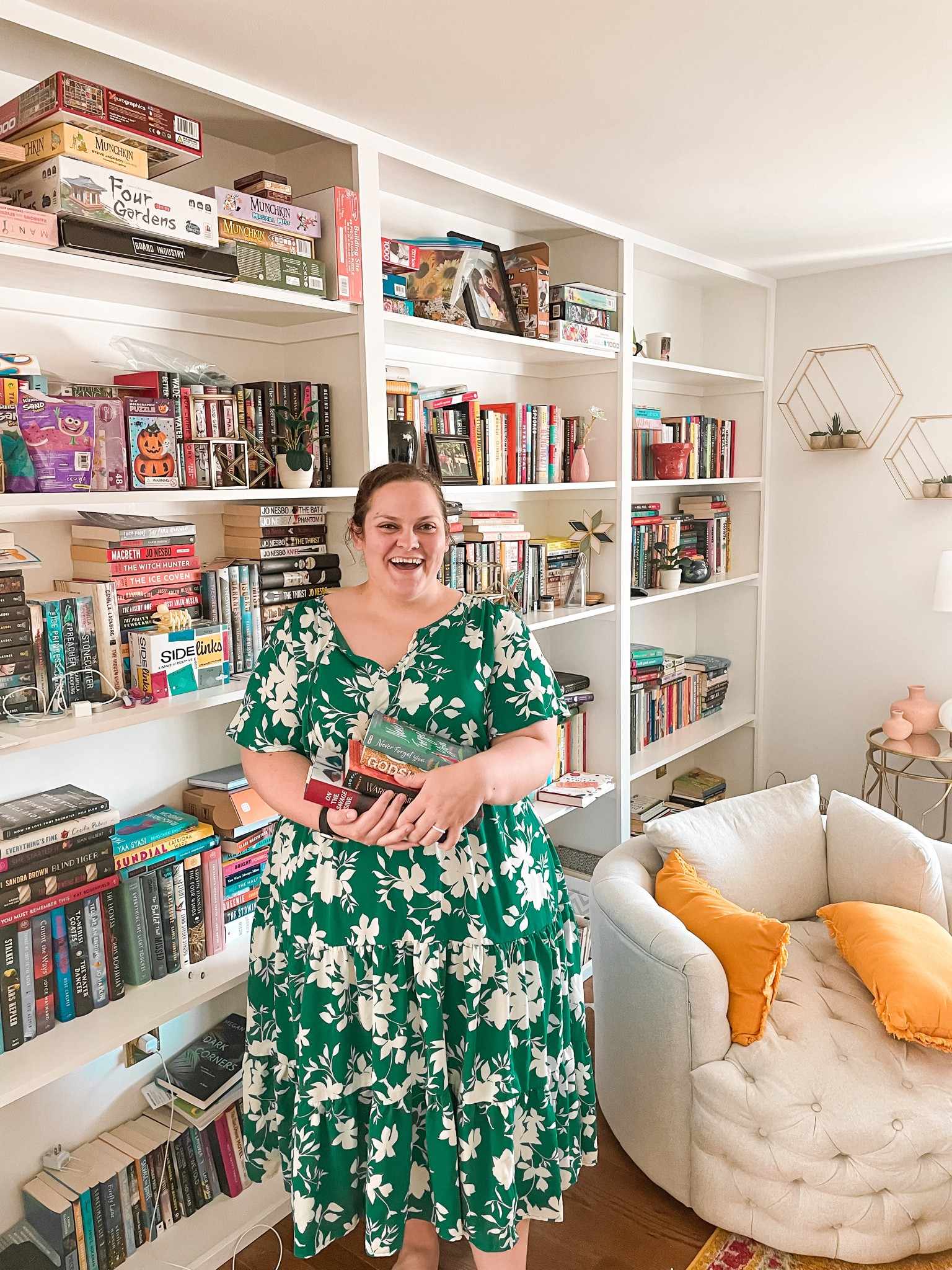 Bookshelf, bookshelves, built-in bookshelves, plus-size dress, plus-size work wear, business casual, floral dress, books to read, reading chair

#LTKcurves #LTKhome #LTKworkwear