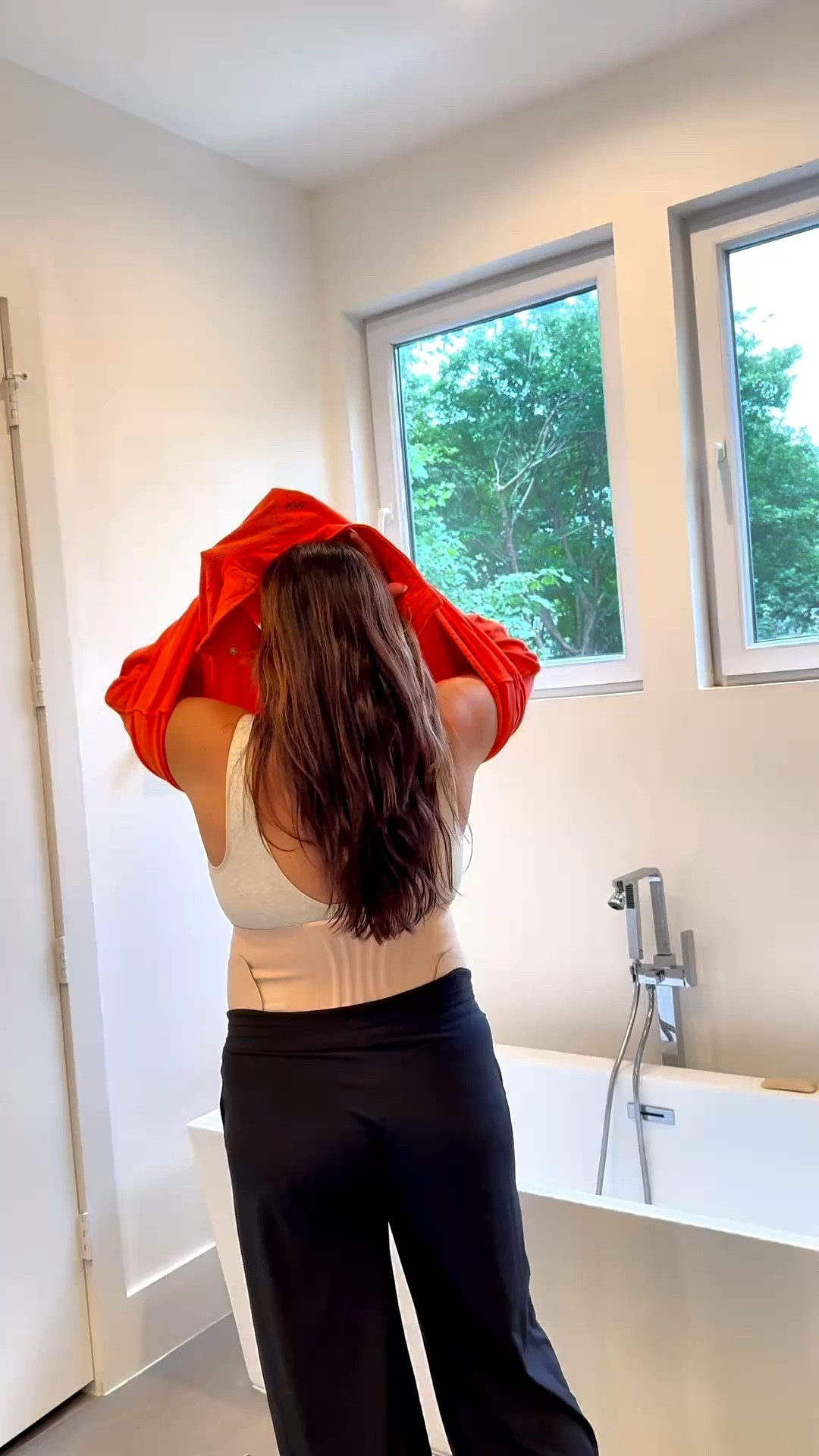 At the point of pregnancy where I can’t even reach the bottom of my washer 😅

I’m only 24 weeks and already realizing comfort isn’t optional anymore… it’s necessary.

So I’ve been leaning into anything that actually makes me feel better — starting with what I wear underneath.

These have been my go-to lately —
the softest, most breathable bra (and it clips for nursing 🙌🏼) + a belly band that gives support you don’t really see, but definitely feel.

It just makes everyday life feel a little easier… and honestly helps me feel like myself again.

Shop here 🤍
Official site: https://cozy.top/CTQuPz7e
Amazon: https://www.amazon.com/stores/page/F88E918C-68B7-4D0A-B4F4-5273661E8F4C

Use code TAYDIX20OFF for 20% off

@momcozyofficial @momcozy

#Momcozy #Momcozybra #Momcozybellyband #Pregnancy #PregnancyJourney

#LTKmorningroutine #LTKmomlife #LTKBump