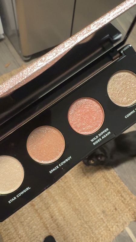 Moondust eyeshadow palette urban decay 

#LTKHolidaySale #LTKGiftGuide #LTKbeauty