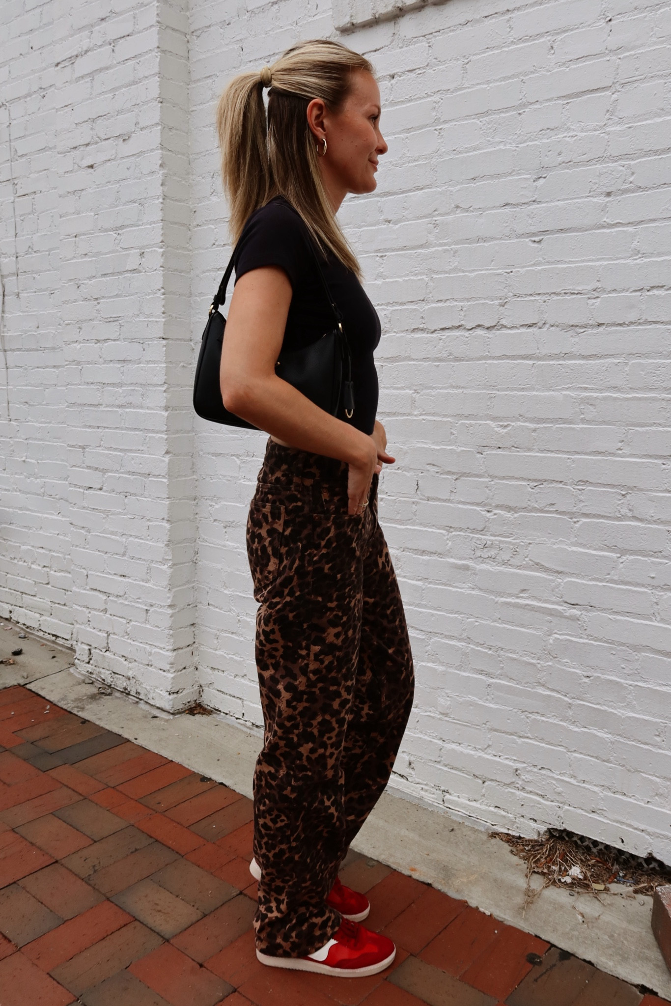 cheetah denim outfit 

t shirt: xsmall
jeans: 25
shoes: tts

#LTKShoeCrush #LTKStyleTip