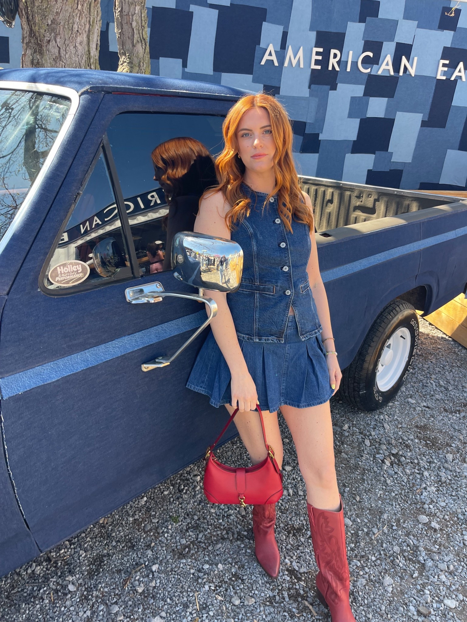 Denim for spring? Groundbreaking 🤠

#LTKFestival #LTKStyleTip #LTKSeasonal