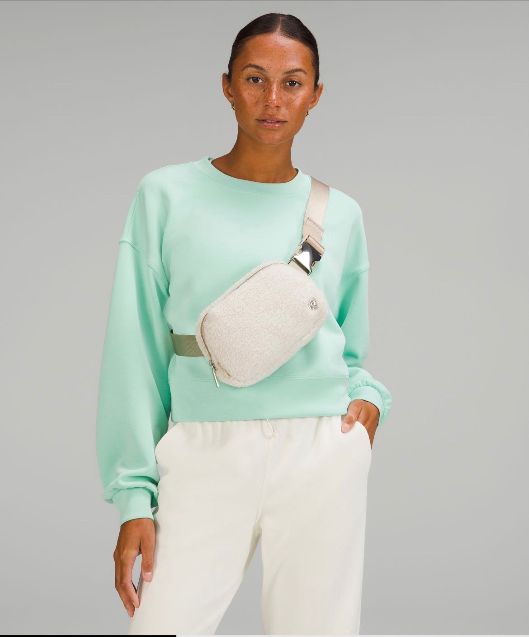 Bringing you a wardrobe stable. This belt bag is perfect for everyone. #handsfree #gift #ltk 

#LTKitbag #LTKstyletip #LTKGiftGuide