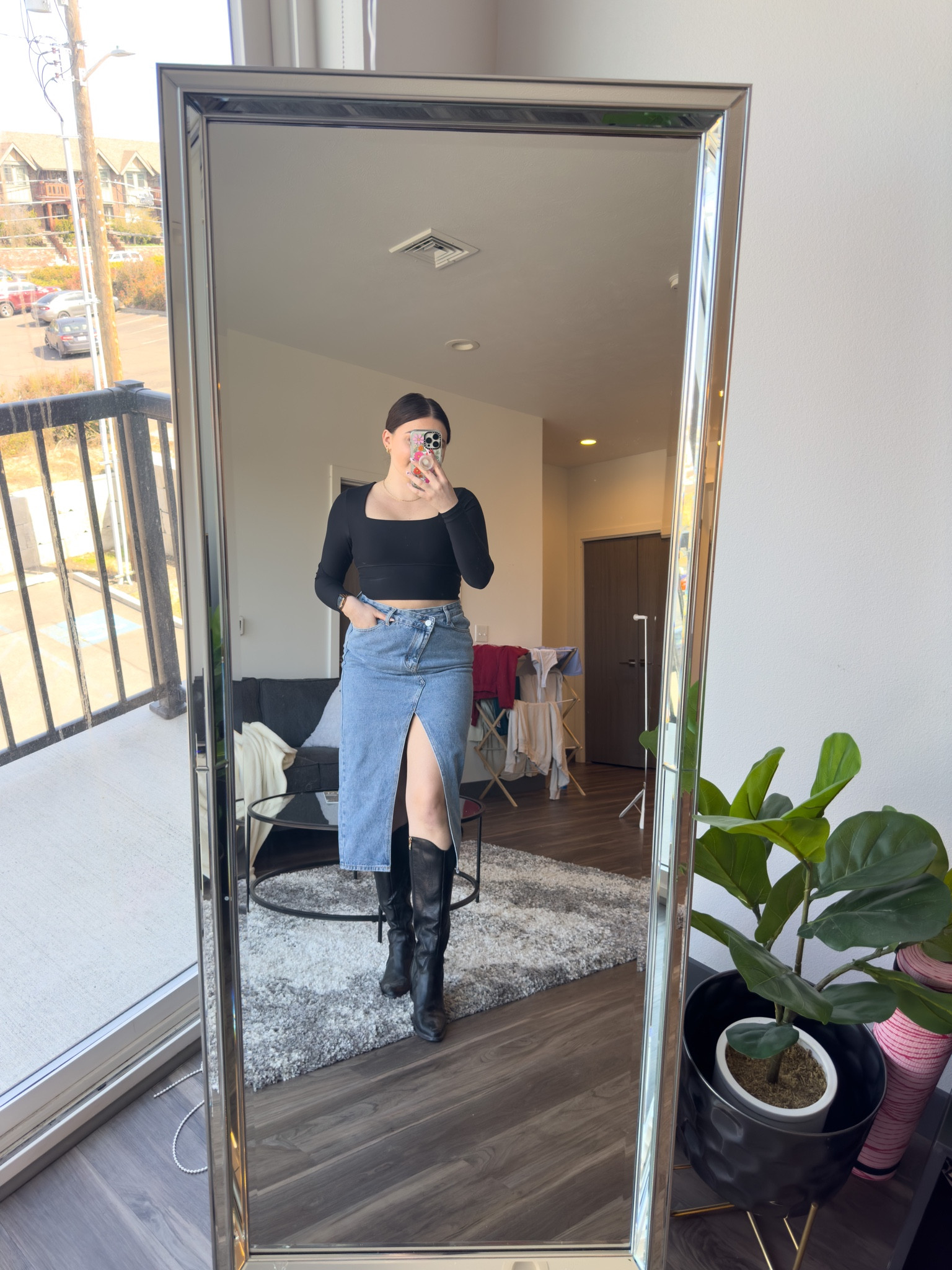 Toned down coastal cowgirl outfit idea! Featuring my new denim midi skirt and my favorite cowboy boots!

I’m wearing a M top, L bottoms and size 9 boots 

#LTKstyletip #LTKSeasonal #LTKunder100
