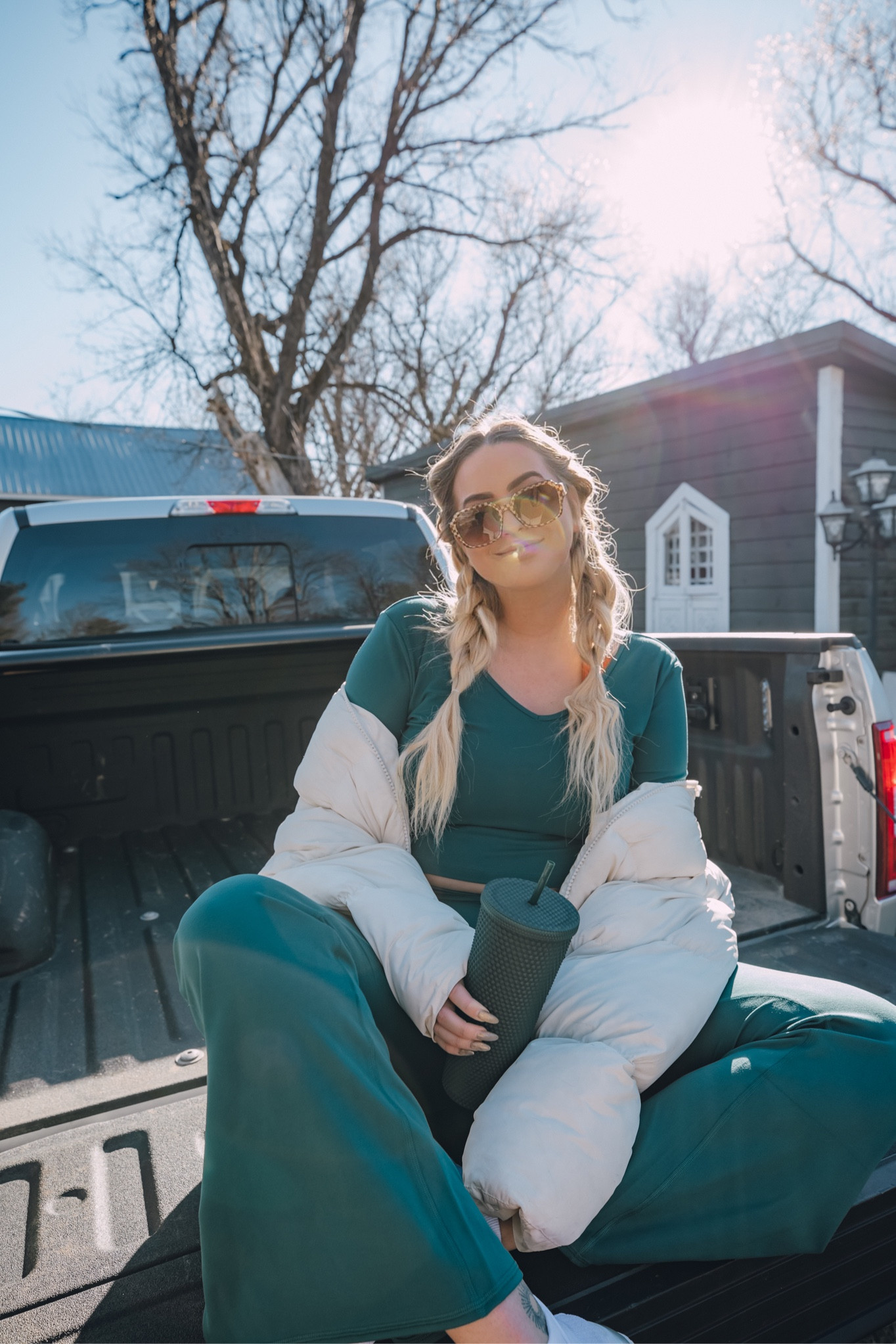 Workout Look! Flared Yoga Pants!

#LTKSale #LTKunder50 #LTKfit