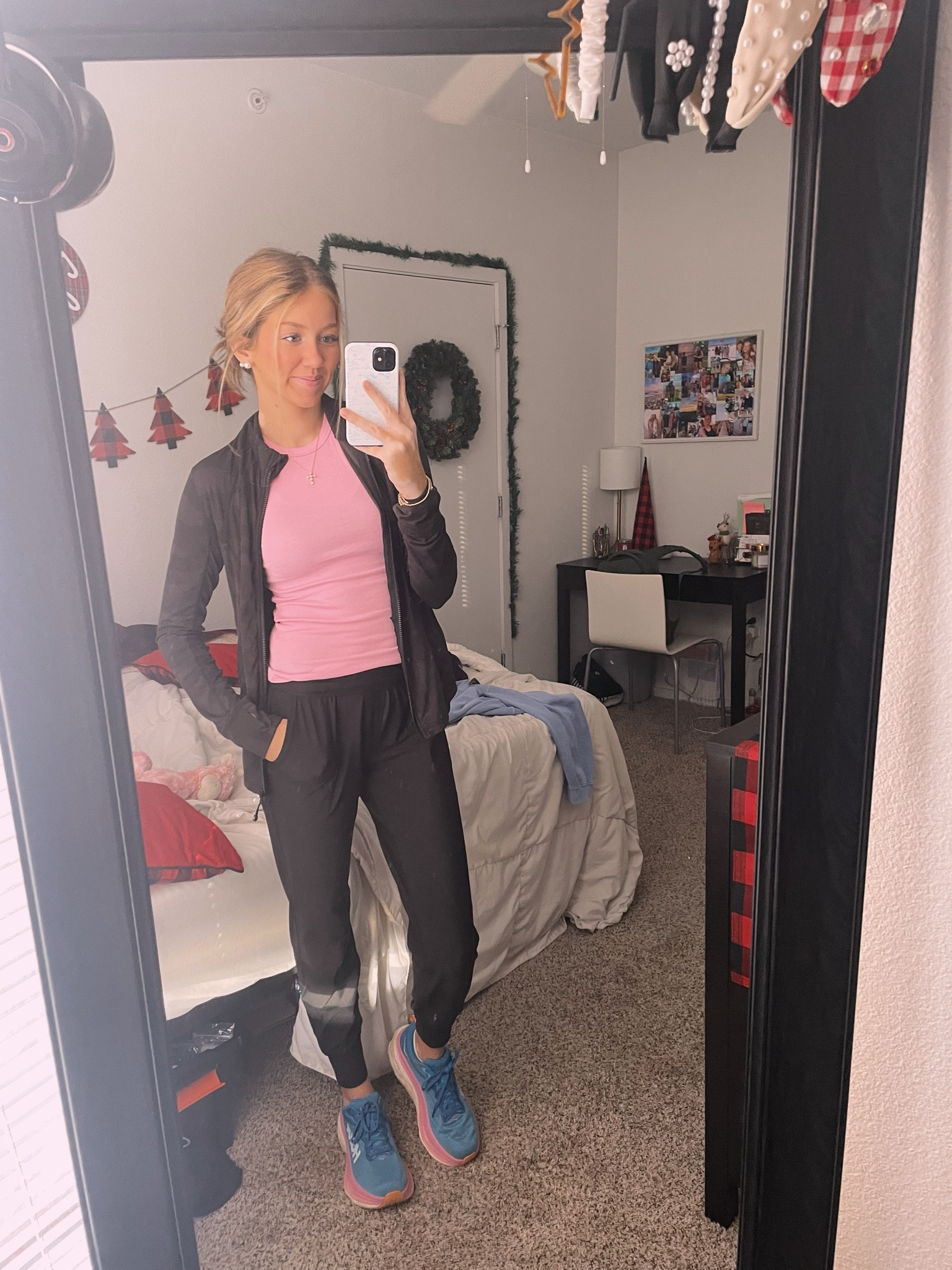 athletic outfit, old navy finds, athletic, cold outfits, activewear, workout outfit, gym outfit 

#LTKSeasonal #LTKHoliday #LTKActive