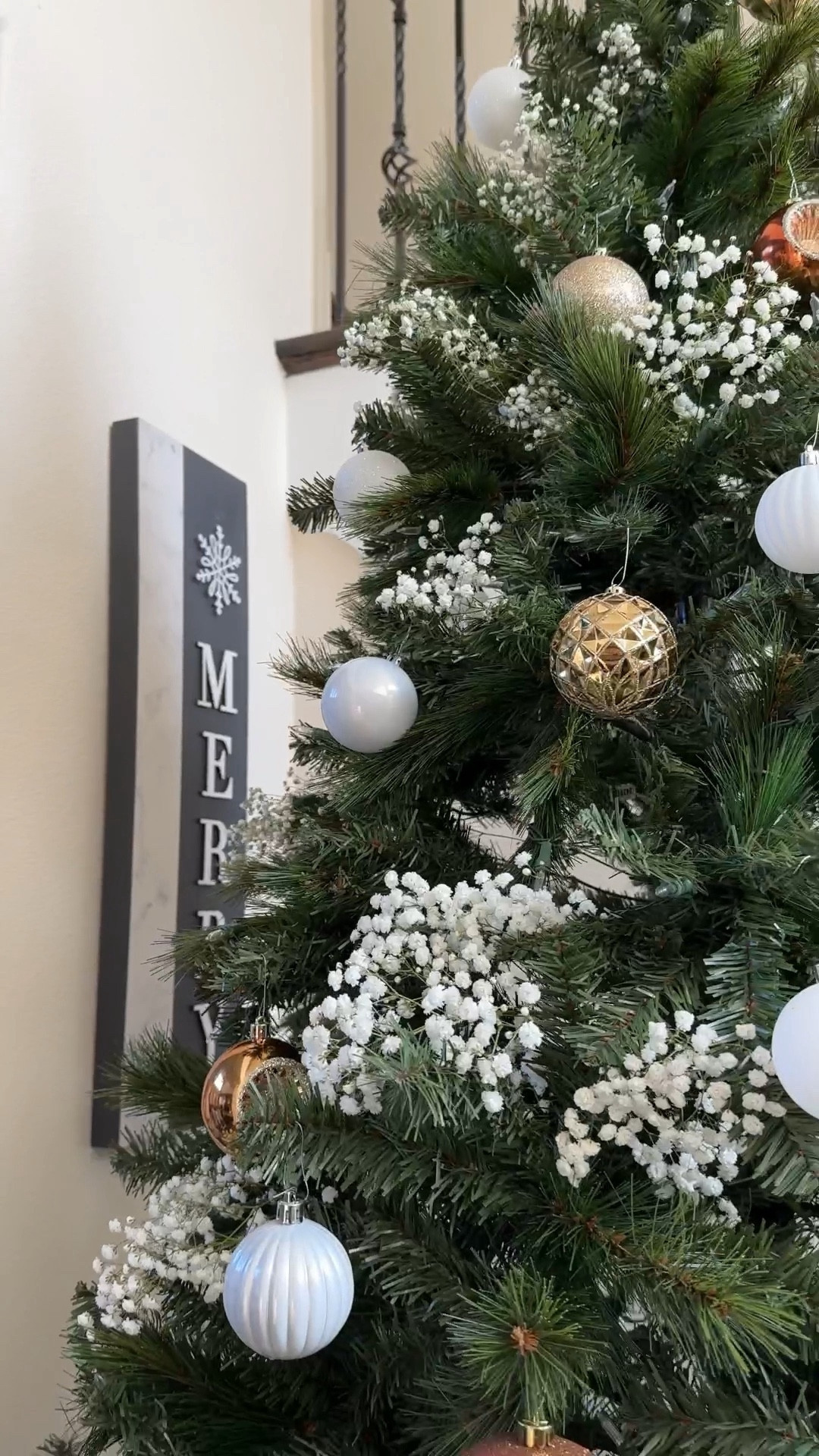 Decorated my Christmas tree with some fresh baby's breath this year and now I'm wondering how long they'll last without water🤔 but I do love how it turned out!🥰

I been looking for some of velvet ornaments but they've been sold out everywhere and I just found some on Amazon currently in stock! I always want to add some velvet ribbon.  I  linked some artificial baby's breath

#LTKHoliday #LTKhome #LTKVideo