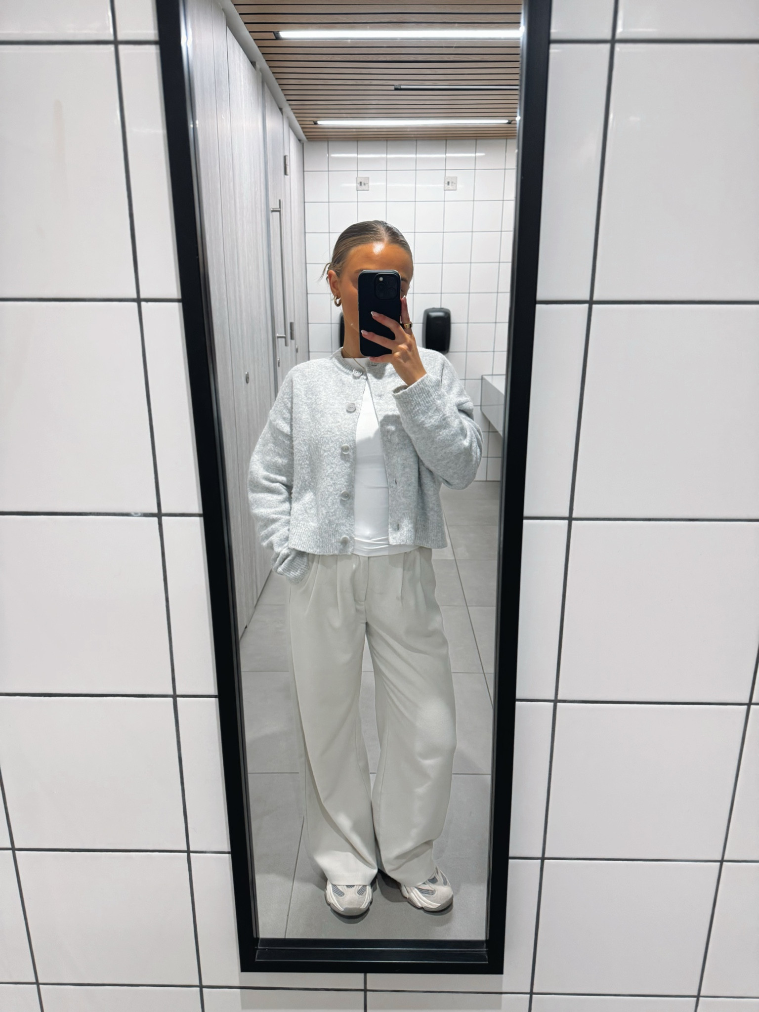 recent work outfits🤍

Pinterest style outfit inspo ideas wide leg trousers smart casual work asos loose spring summer TikTok casual easy basic neutral ootd faves casual corporate petite grey knit cardi cardigan 

#LTKspring #LTKWorkwear #LTKootd