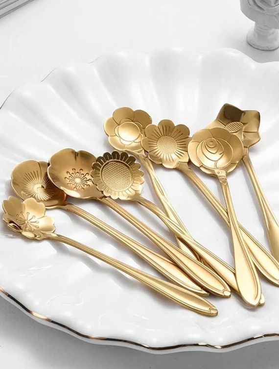 8 Piece Gold Floral Tea Spoon Set with Tea infuser/ dessert | Etsy | Etsy (US)