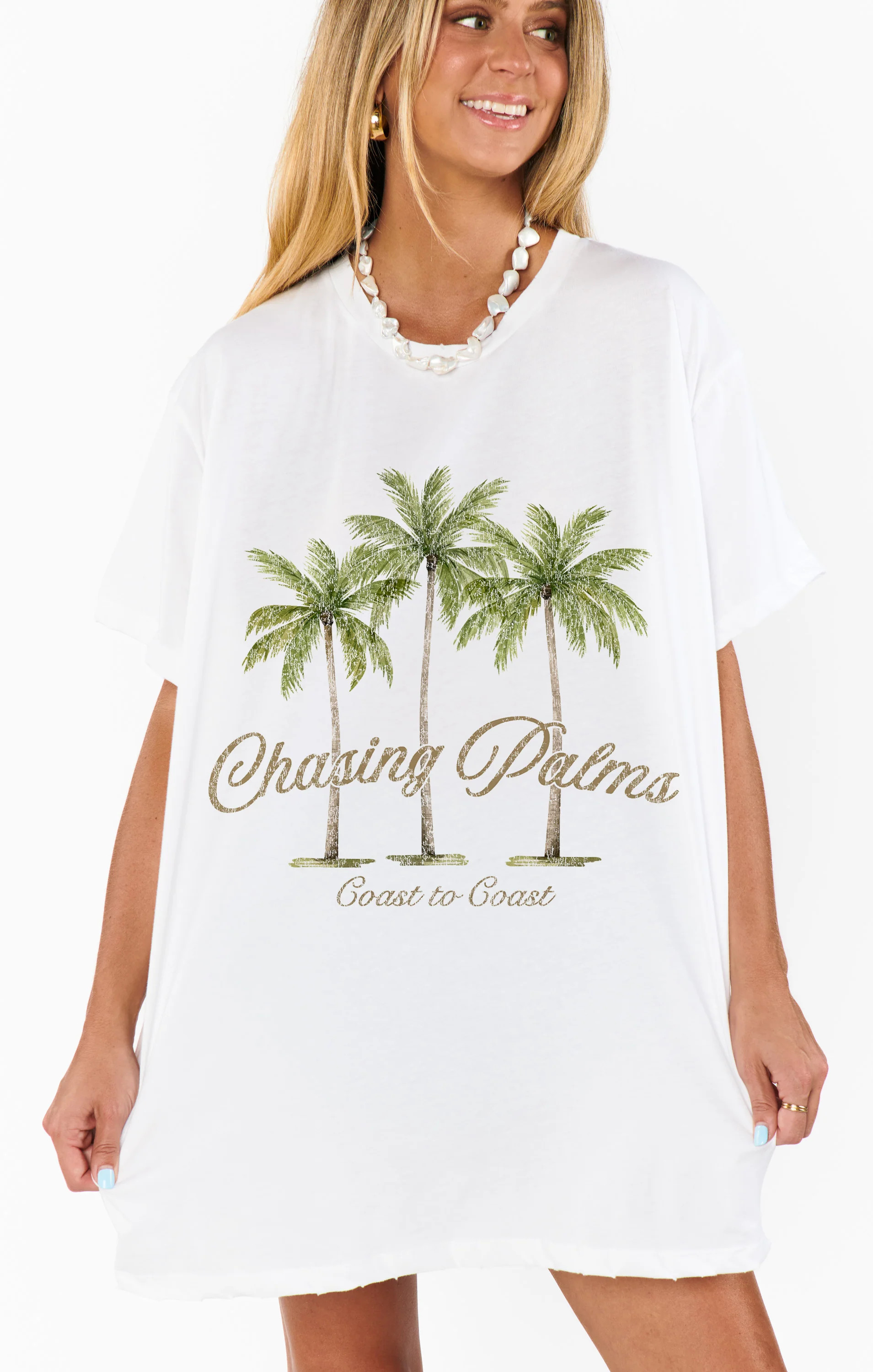 NEW!! Chasing Palms Graphic Tee | Glitzy Bella