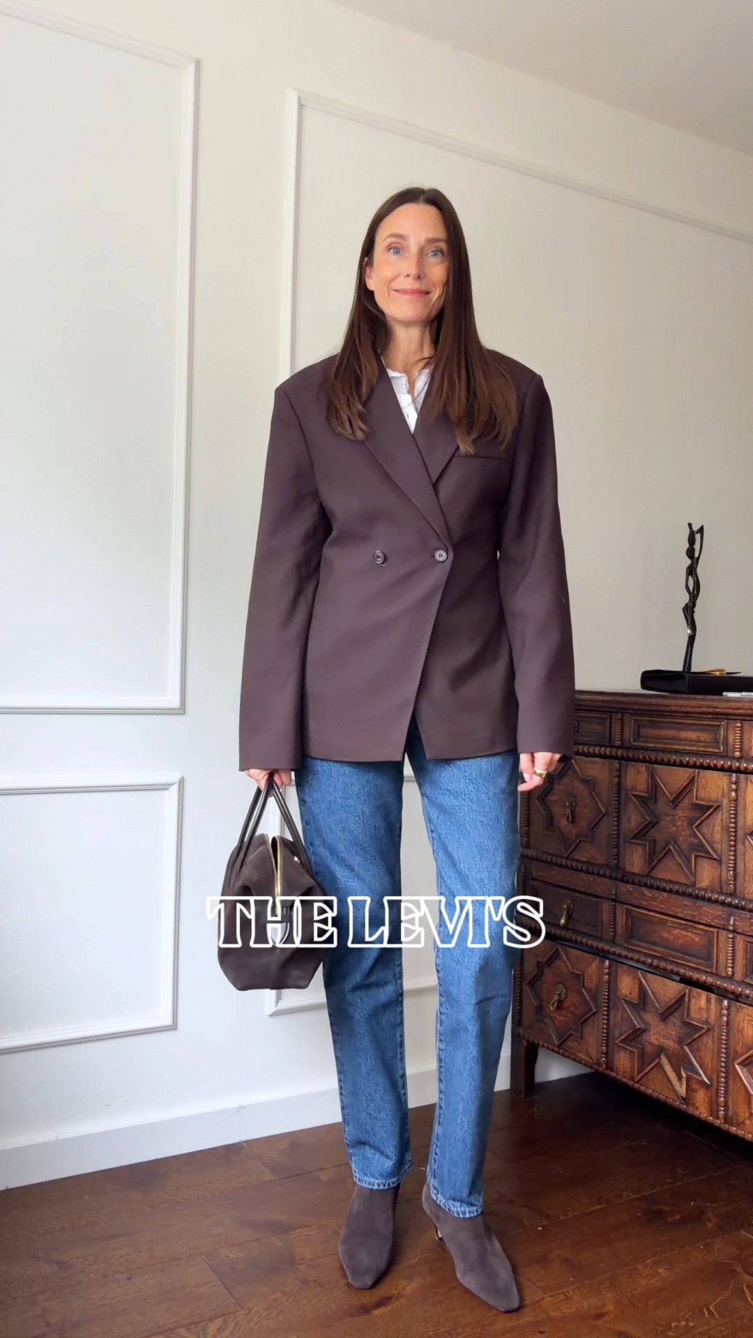 I’m wearing a 27x32

Levi’s, sale, jeans outfit, Levi’s outfit, brown blazer, brown suede boots

#LTKjeans #LTKautumn #LTKsale