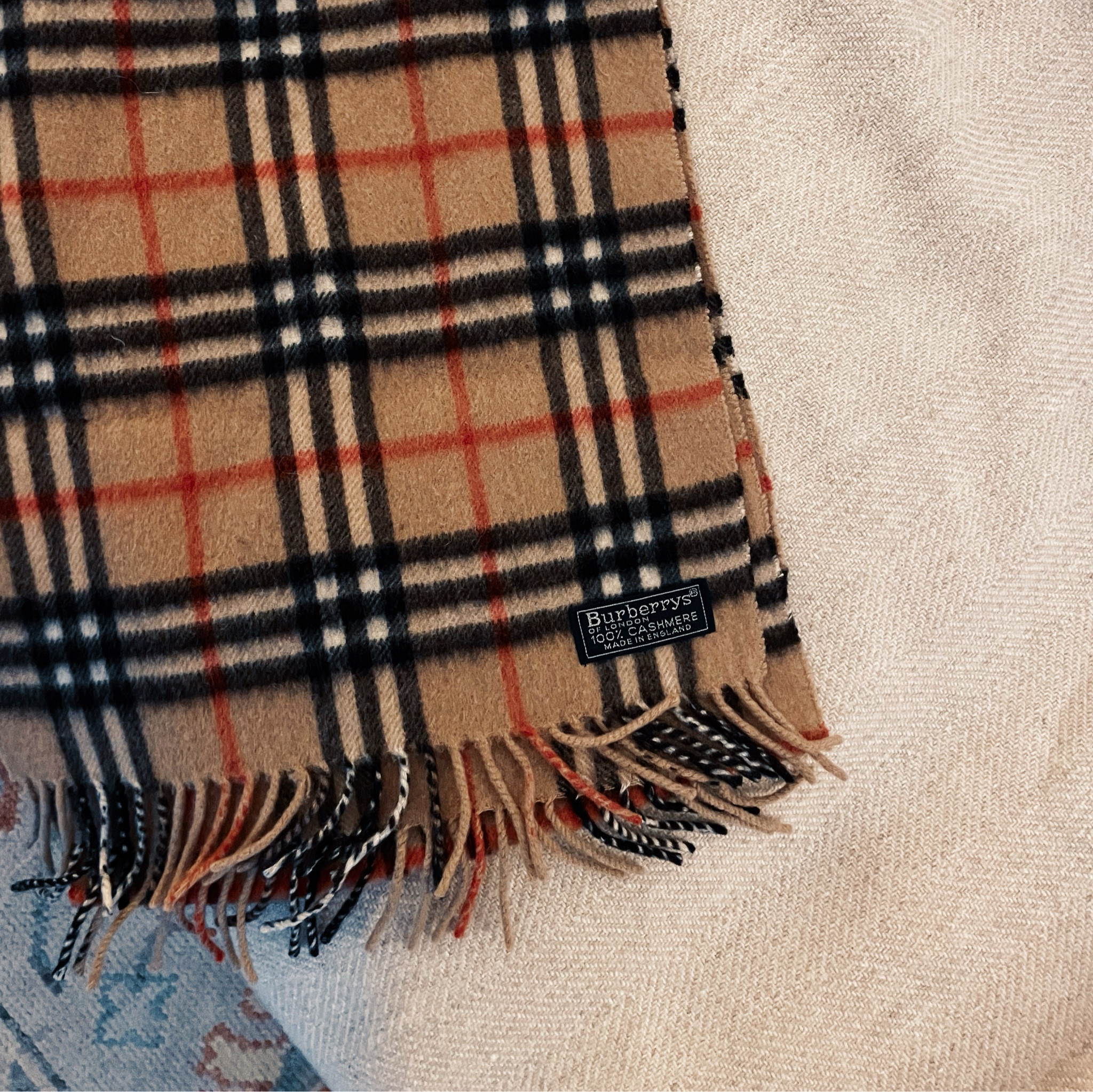 A pop of plaid cheers up any winter outfit!

#LTKfindsunder100 #LTKstyletip #LTKSeasonal