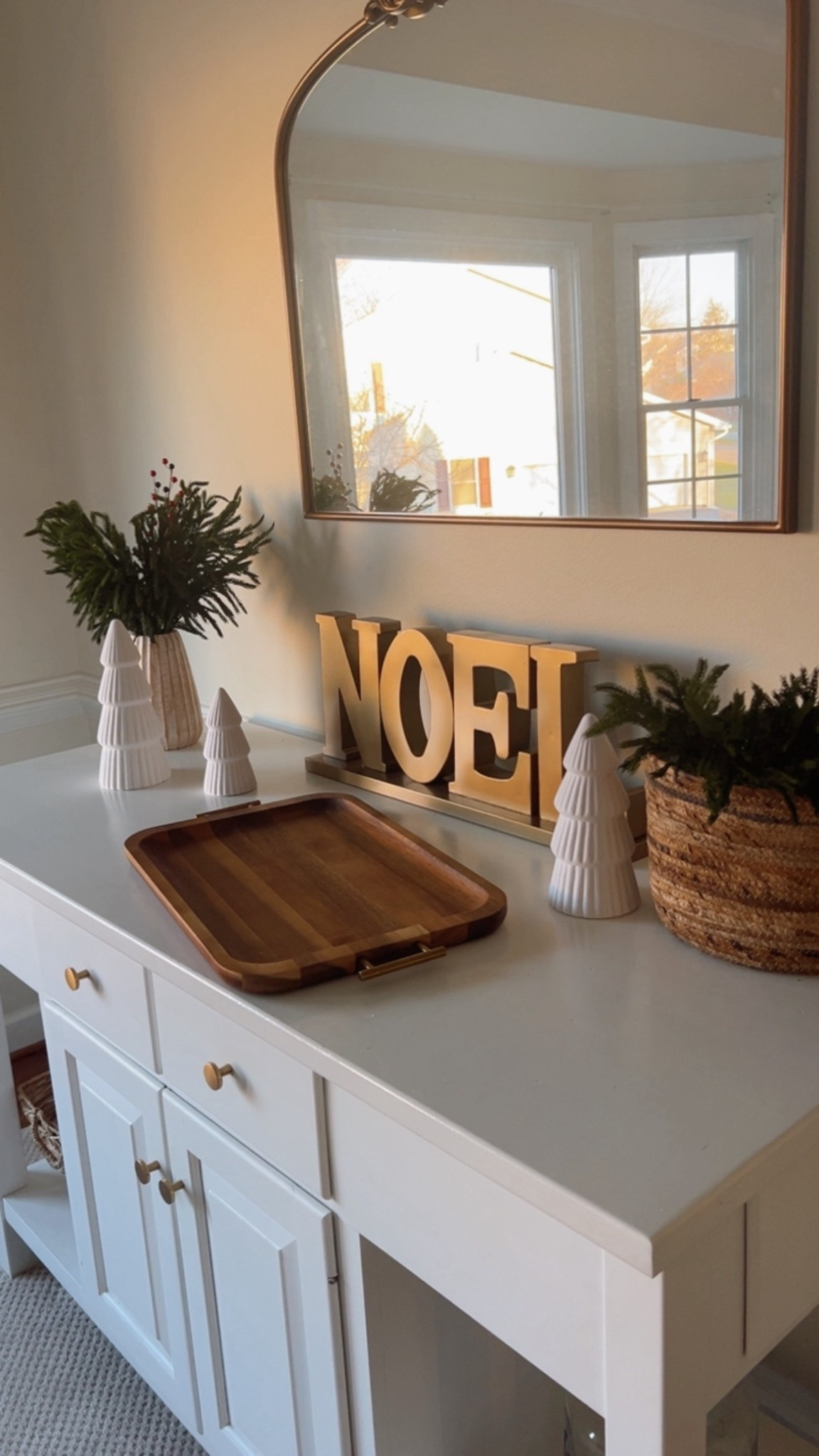 Trad Christmas 

#LTKHoliday #LTKHome