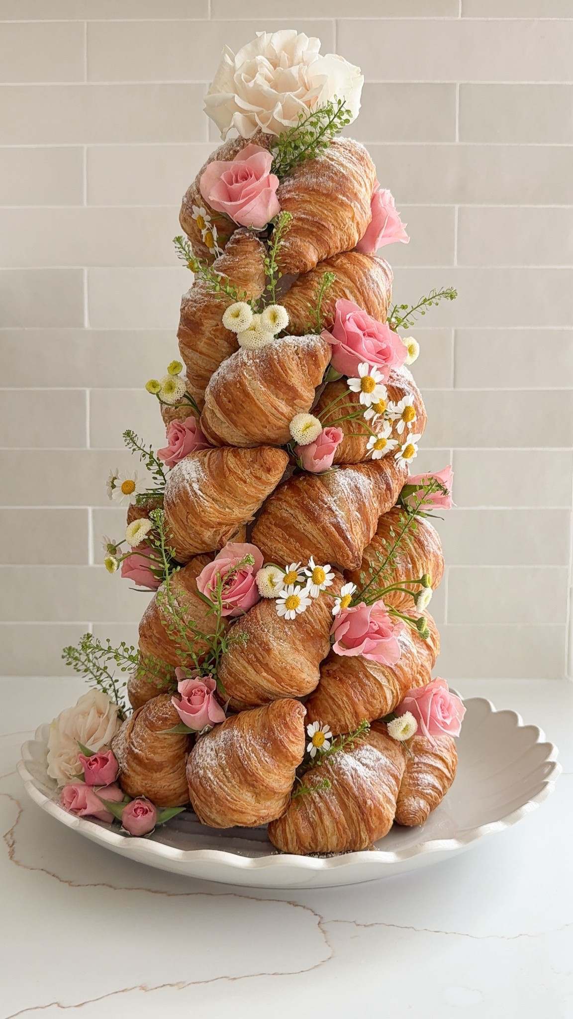 Croissant Tower🥐🌸

#LTKspringtrends #LTKfoodie #LTKSeasonal