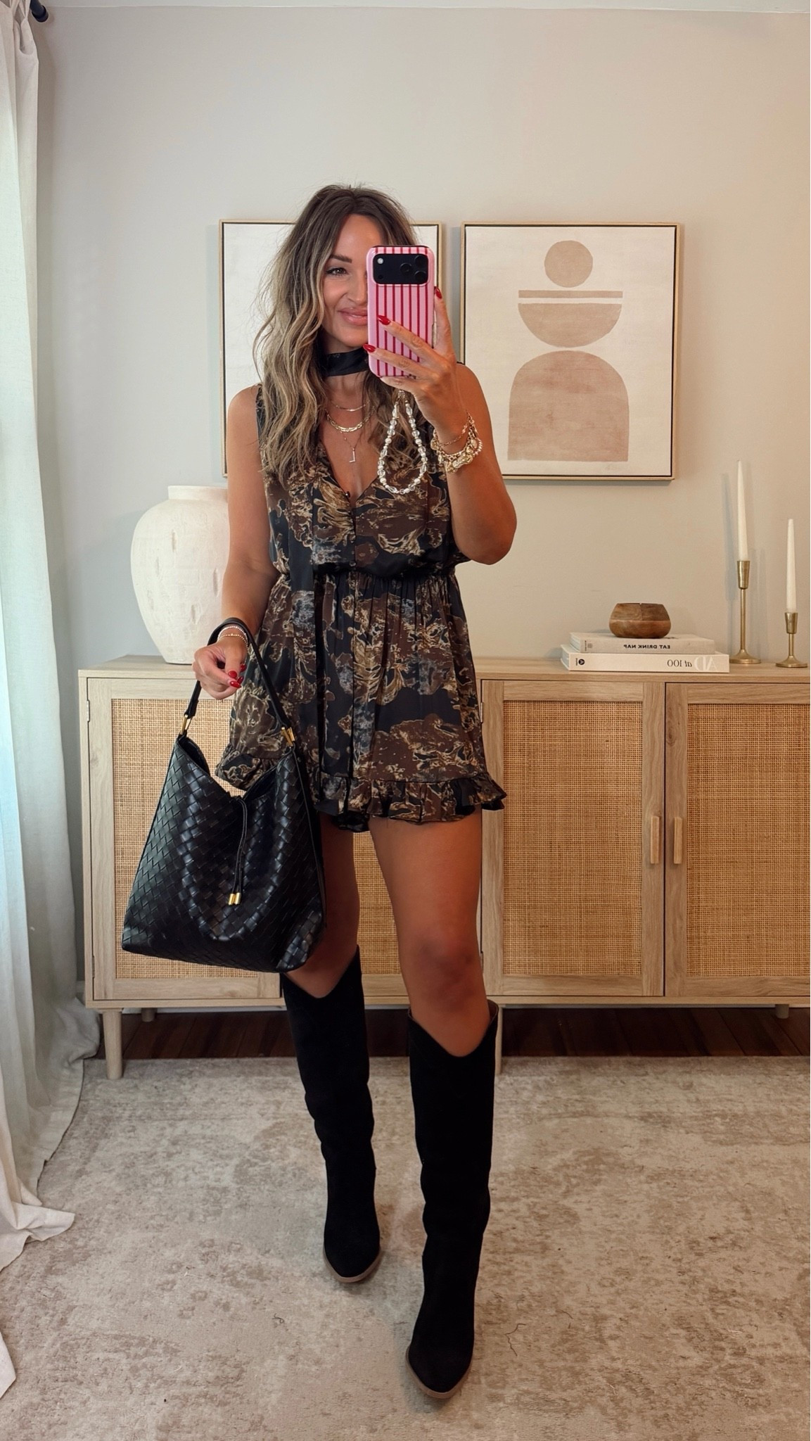 40% off with LEANN40 if expired use code LEANN35 ✨ this floral romper is SO chic! i’m in a size M. the print is so pretty and perfect for a pre-fall date night or girls night out outfit! has a detachable belt + cinched waist, love the belt as a neck tie with this 😍 pre fall outfits, vici @VICI

#LTKootd