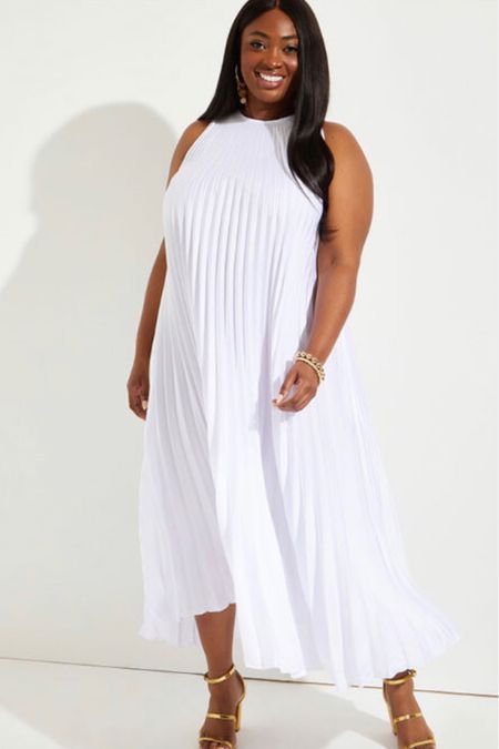 So clean, so fresh  …

There’s something especially festive about wearing monochromatic all-white outfits for women during the spring summer months. These curvy-girl finds are sure to turn heads when you enter the room.  

ALL ON SALE! 

#LTKcurves #LTKSeasonal #LTKFind