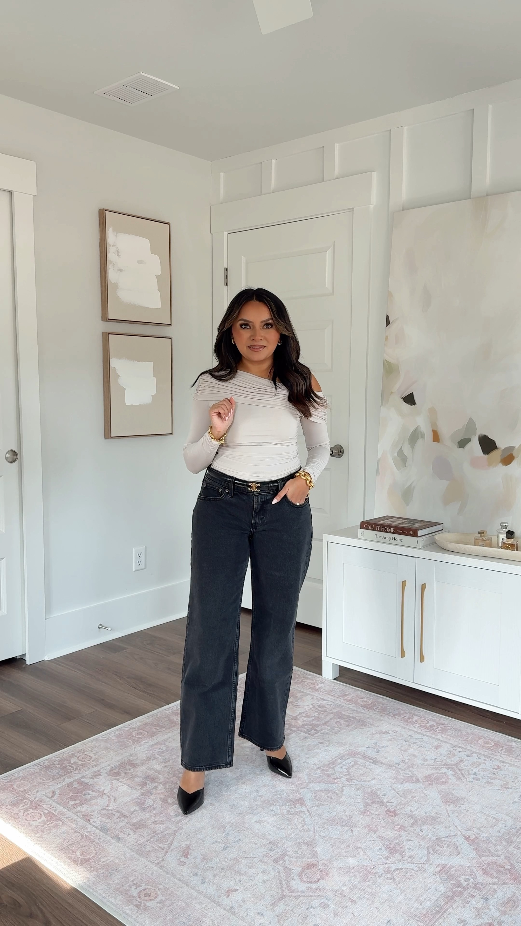 On sale plus an extra 15% off with code DENIMAF
For reference: I’m a 32b bra size and 2/26 in bottoms, pear shaped. 

Ivory ash top size xs TTS 
Back jeans in black size 26 short in curve love TTS 
Black heels size 5.5 - sized up a half size 
Belt is from Celine


#LTKSaleAlert #LTKStyleTip #LTKPetite