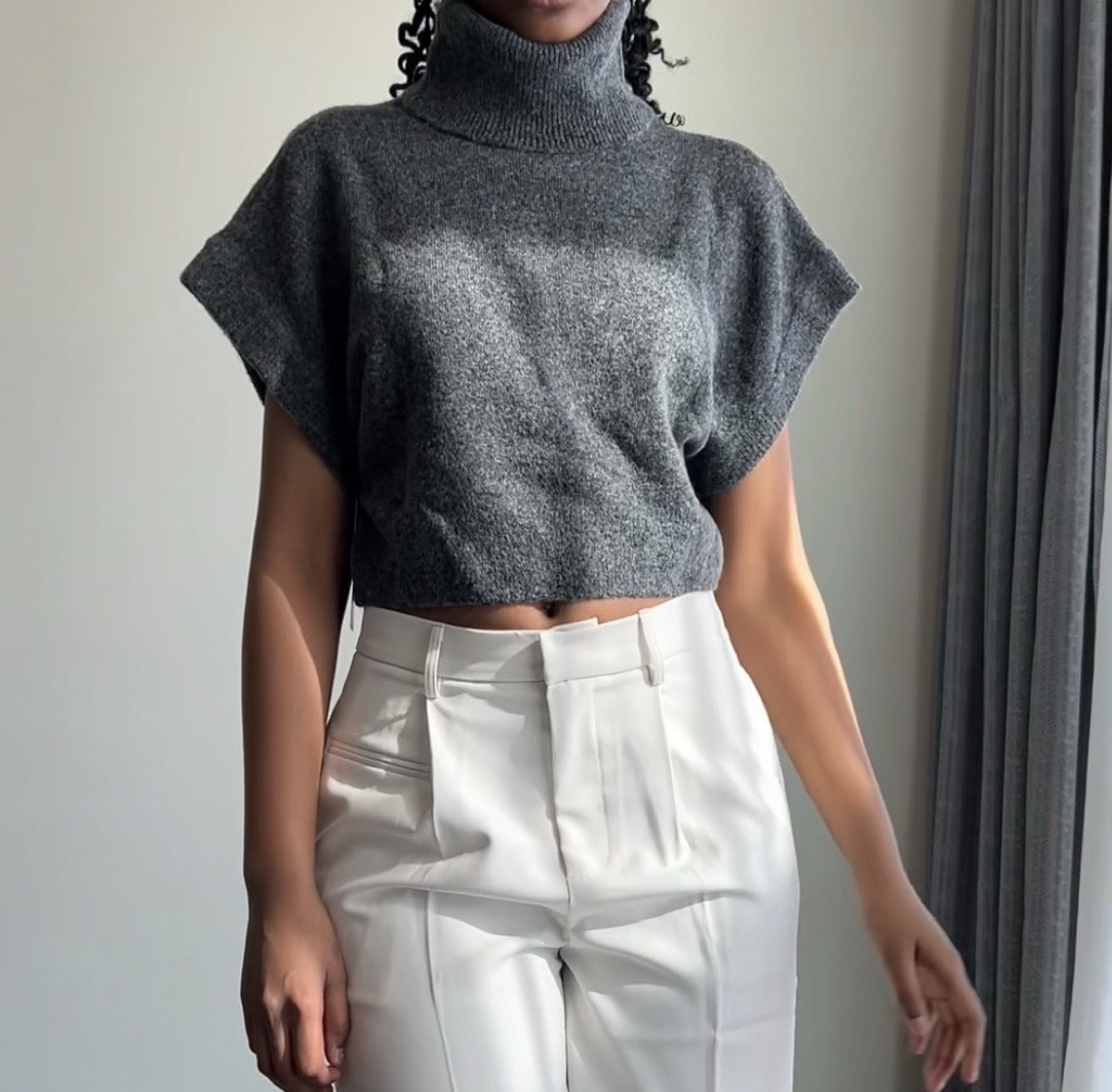 SHEIN Haute Sweater Gray Crop Top (S)