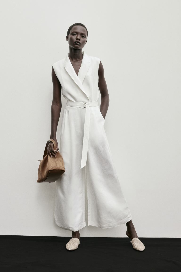 Linen-blend jumpsuit - V-neck - Sleeveless - White - Ladies | H&M GB | H&M (UK, MY, IN, SG, PH, TW, HK)