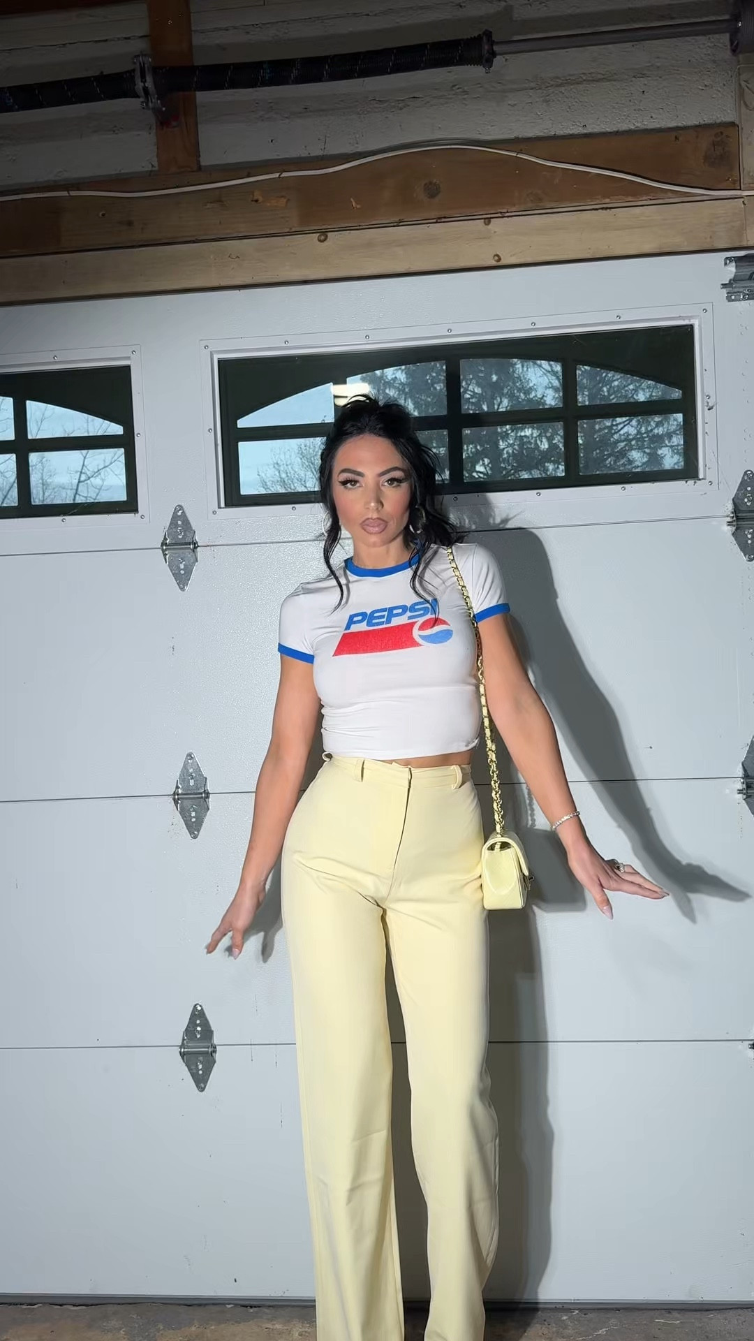 @abercrombie #spring #fashion #ootd #spring #springfashion #tshirt #pants

#LTKgrwm #LTKdayinmylife