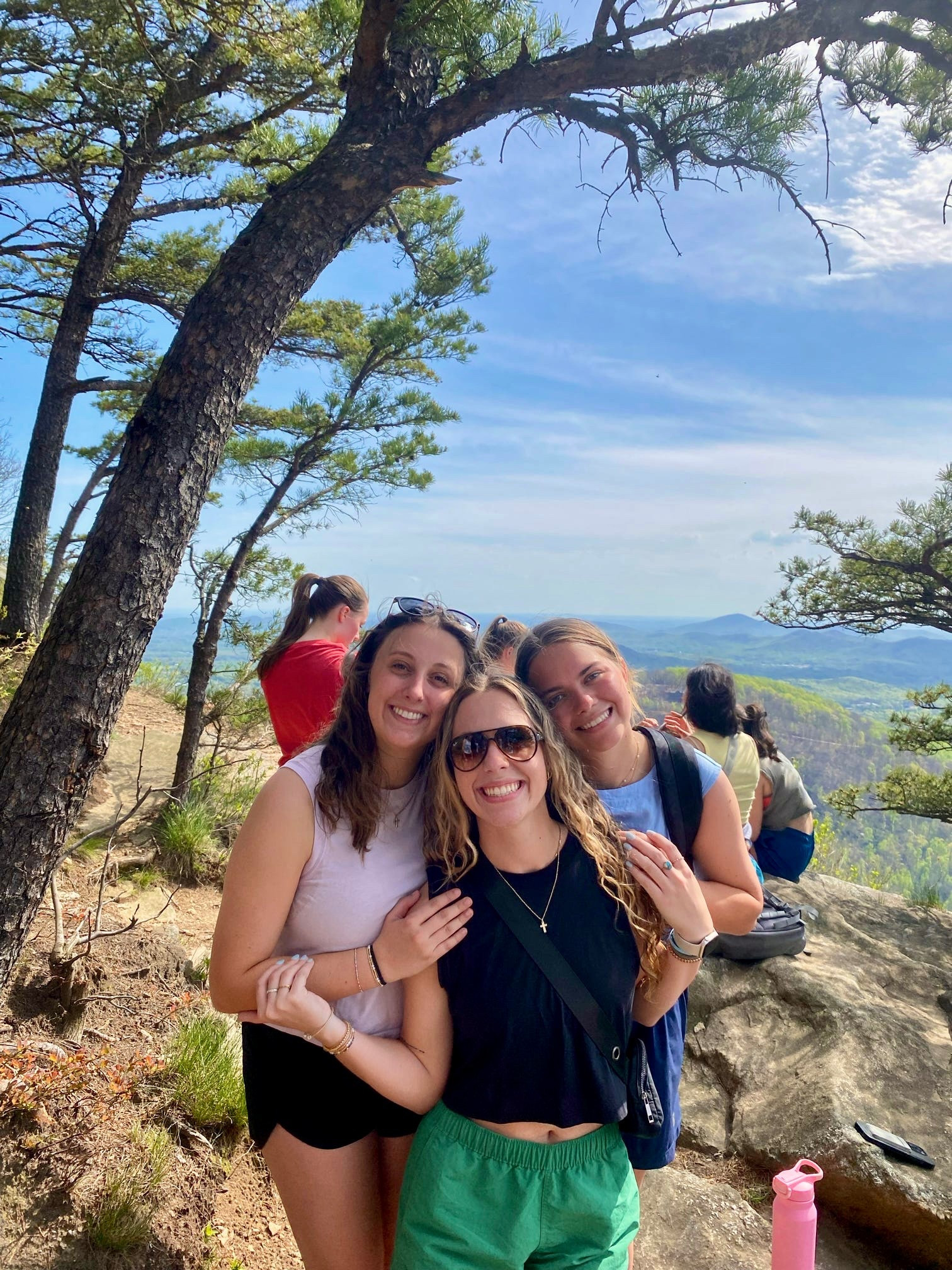 Hiked a mountain!!

#LTKSeasonal #LTKTravel #LTKFindsUnder100