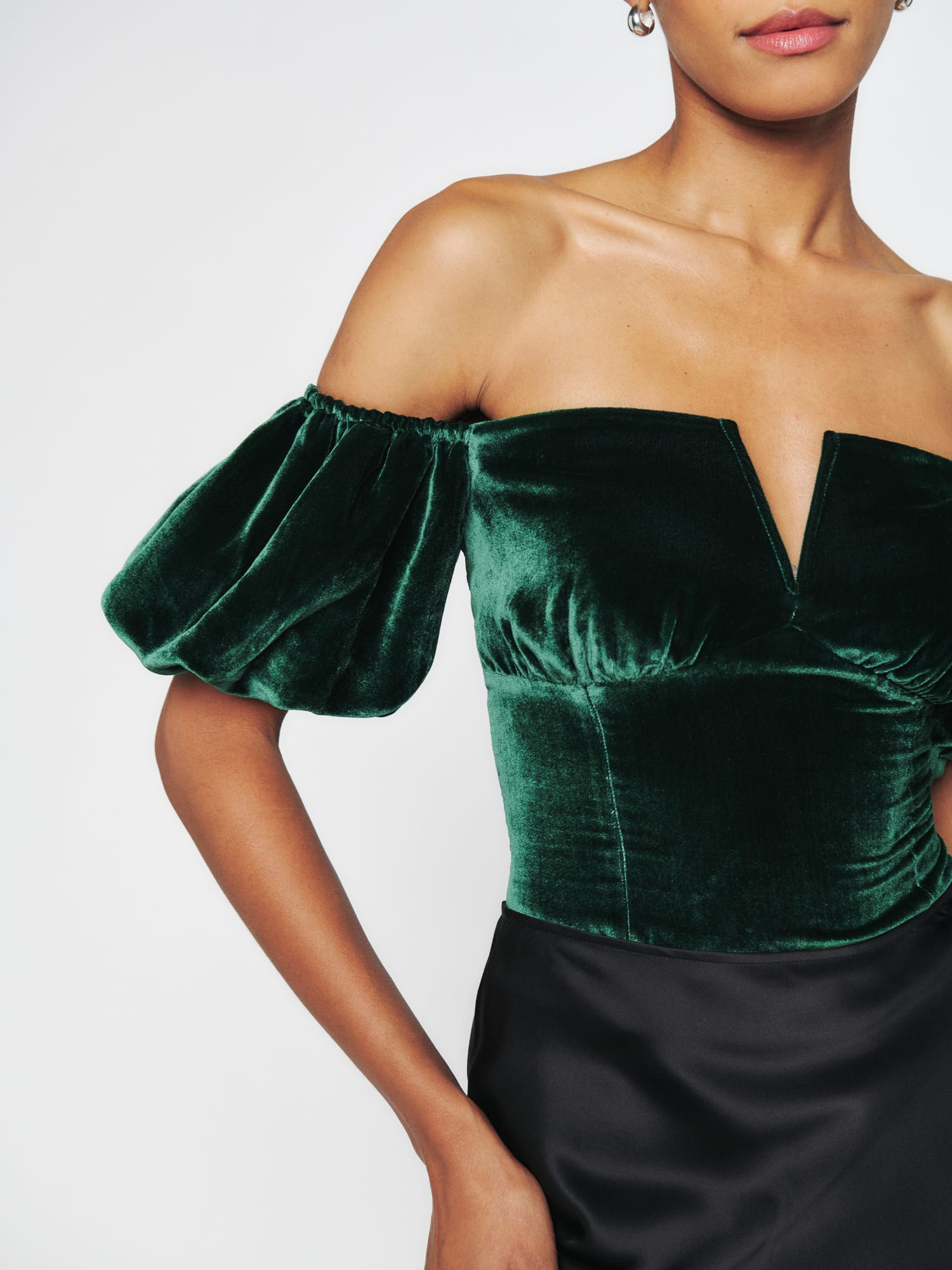 Amina Velvet Top | Reformation (Global)