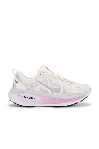 Nike Vomero 18 Sneaker in Cream,Pink | FWRD 