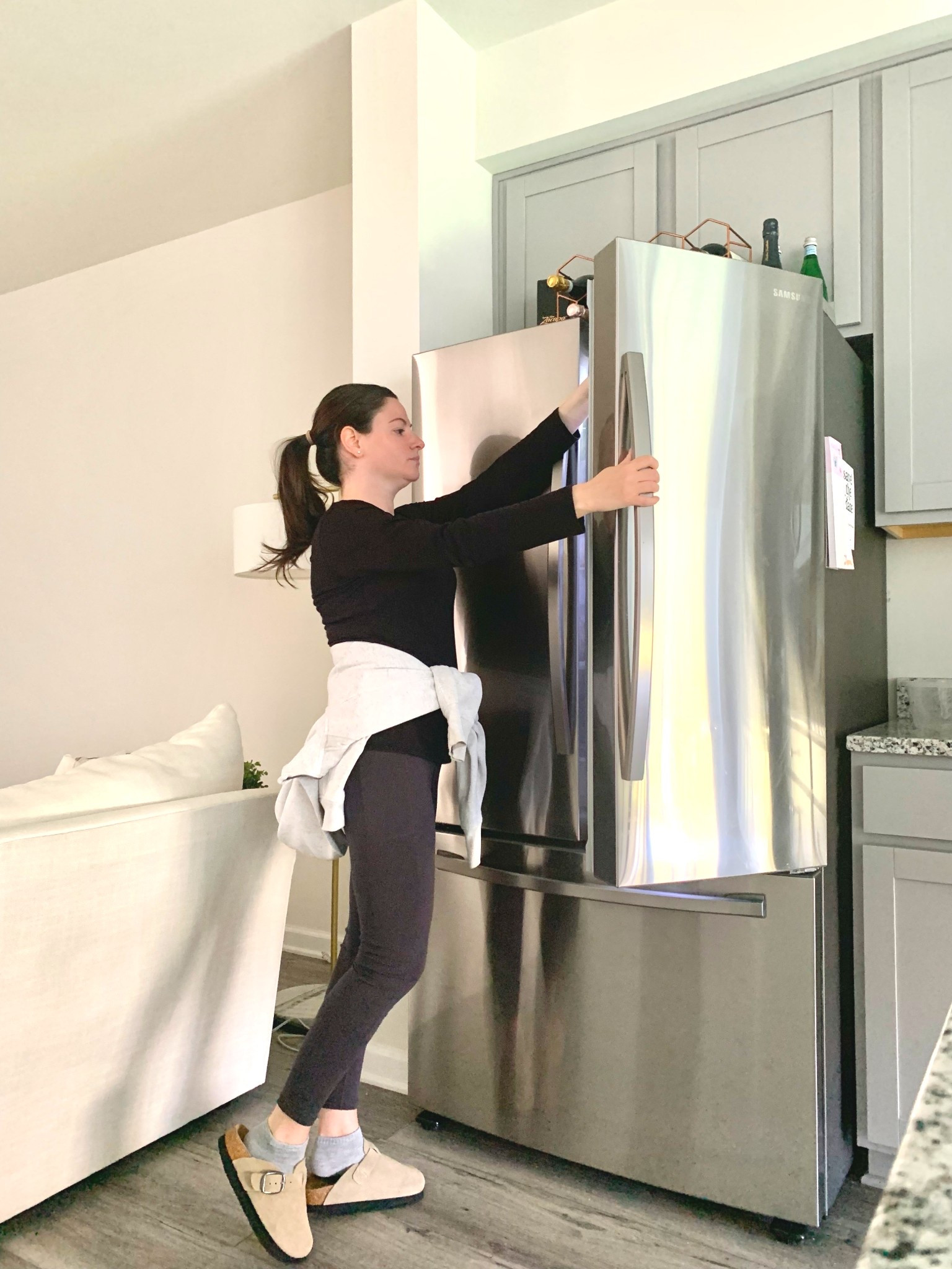 Wearing my clogs around the house today from Fitory shoes and getting the to-do list done.

They are the most comfortable clogs I ever owned. The arch support is no joke - a must try!

Platform Clogs “Breathe” in color Taupe from  @fitory_official #ad #sponsored #Fitoryshoes