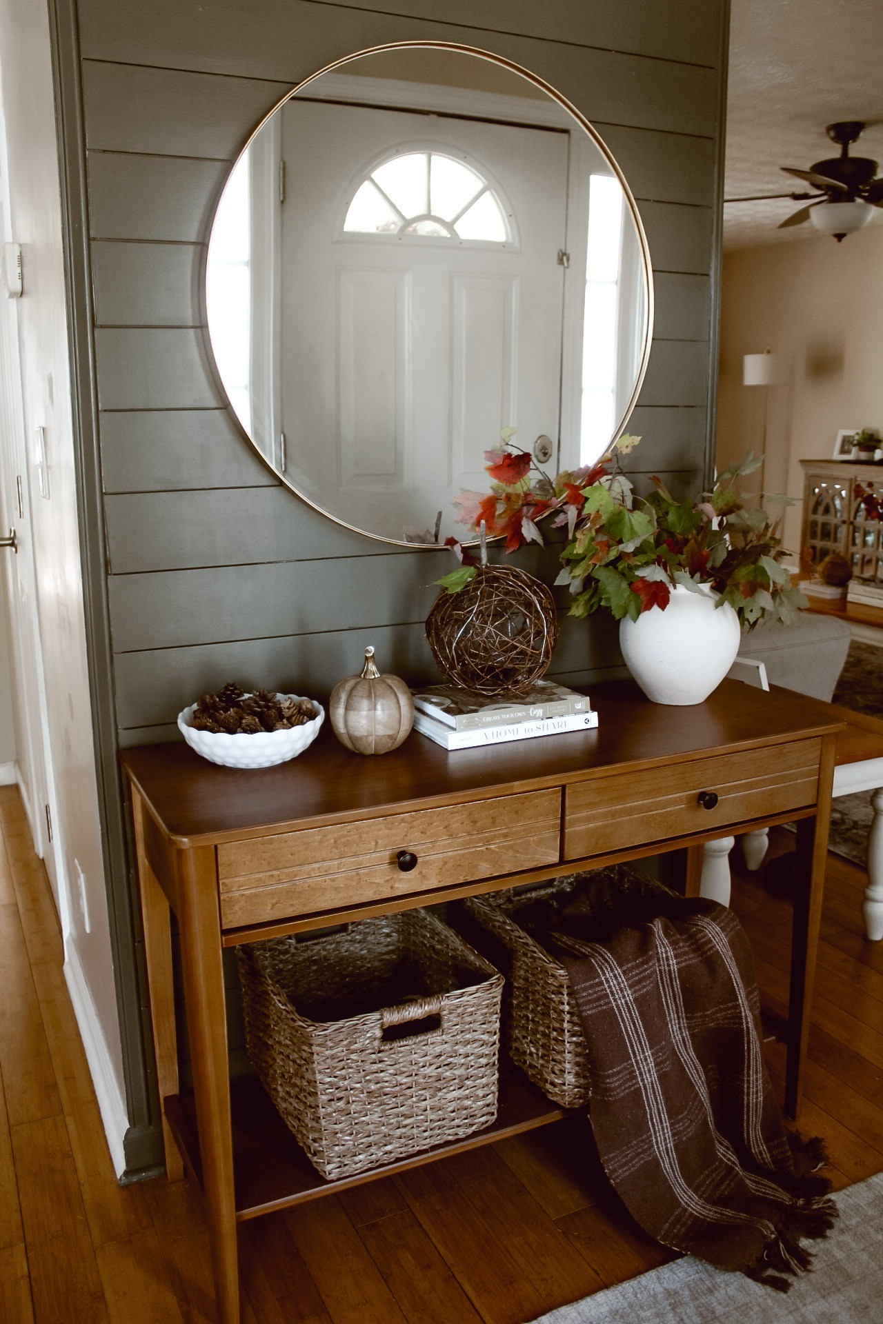 This console table is perfect for any space and is great quality!! #consoletable #amazonfinds 

#LTKHome #LTKStyleTip #LTKSaleAlert