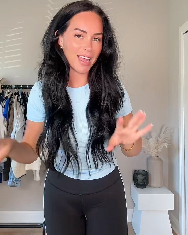 Labor Day Sale ❤️ Up to 60% Off + Extra 30% Off Sale! Ends 8/26-9/1

 #athletapartner @athleta


My sizing 5’7, 145lbs,32dd
I’m wearing size smalls 
