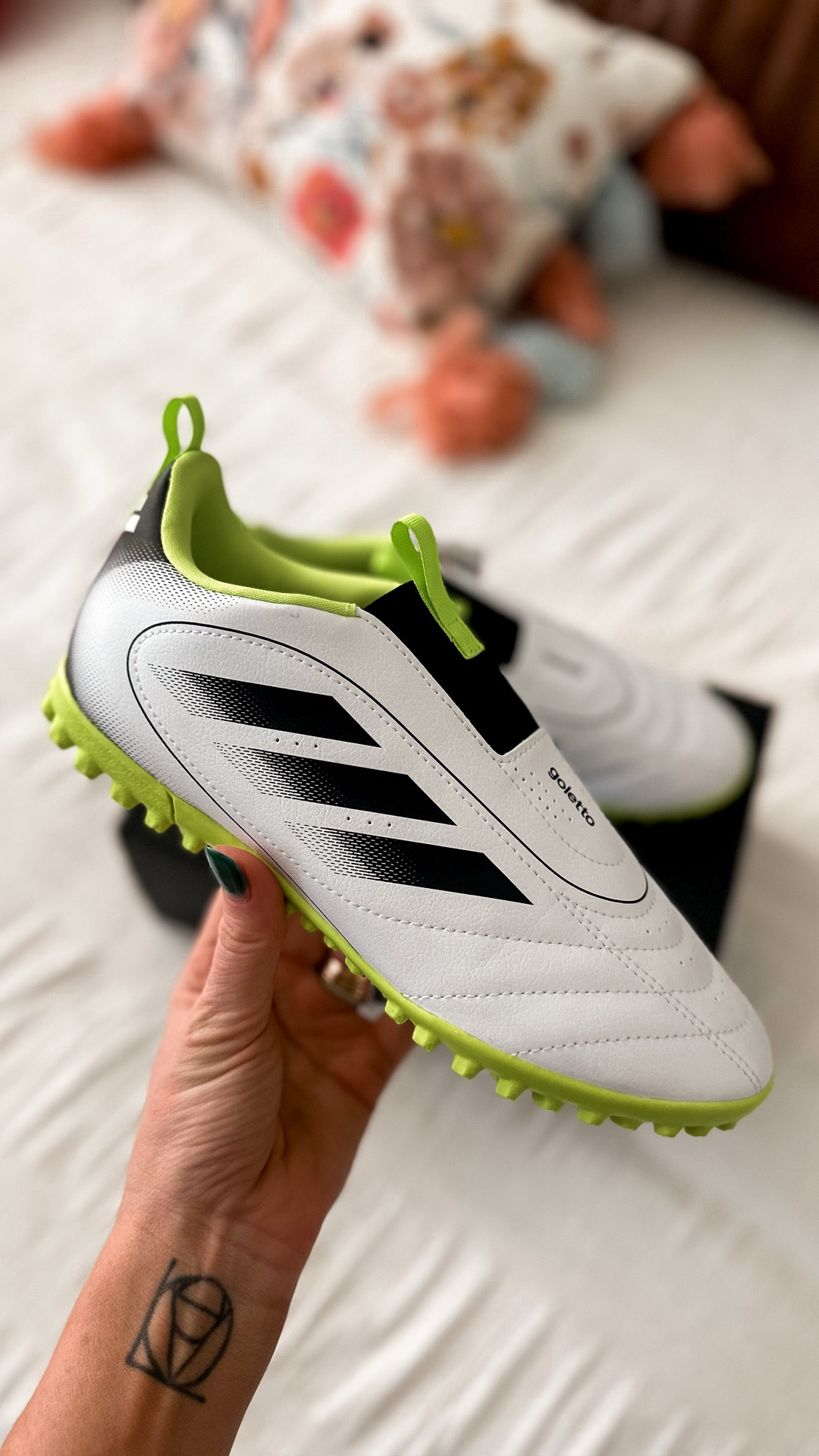 Archers indoor soccer ⚽️ cleats on sale only $20 rn! 


#LTKKids #LTKShoeCrush #LTKSaleAlert