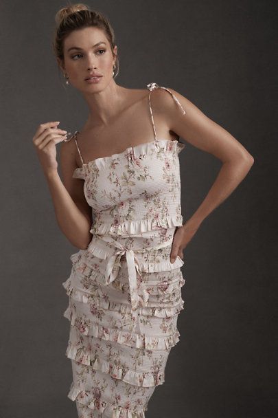 V. Chapman Lily Dress



$365.00





Or 4 interest-free installments of $91.25 by

More Info
   ... | BHLDN