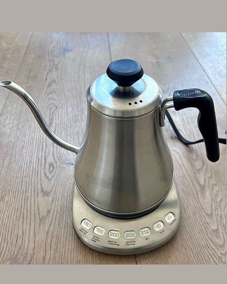 Pour Perfection: Elevate Your Brewing Experience with Our Stainless Steel Gooseneck Electric Kettle. ☕🔥 Precision pouring meets sleek design in this must-have kettle. Achieve the ideal pour-over coffee or tea every time. Elevate your daily ritual. #BrewingElegance #CoffeeLover

