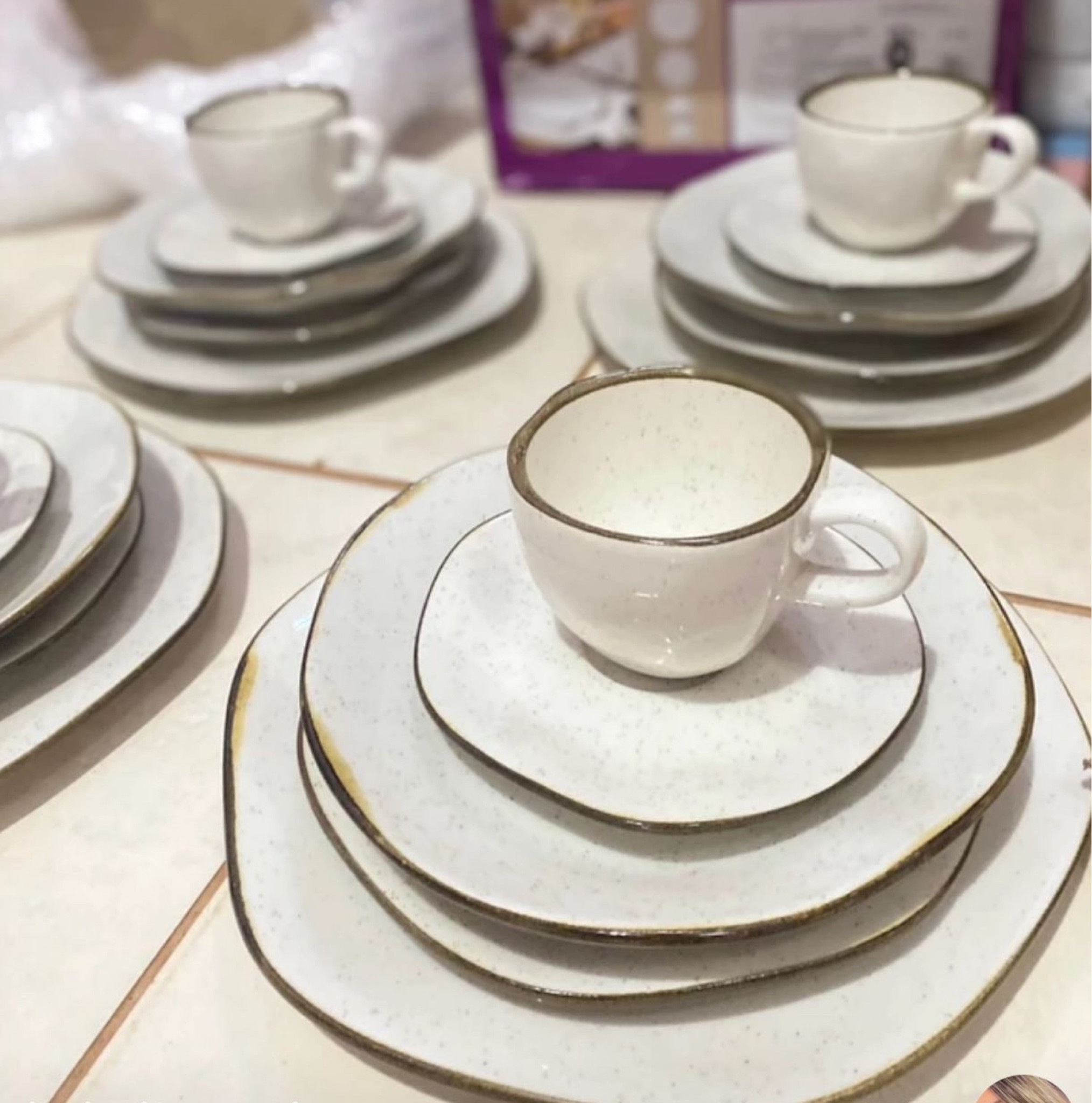 🏡Que tal acrescentar um charme a sua mesa com esse Aparelho de jantar maravilhoso a sua família ? Afinal nossa família merece sempre o melhor.♥️

#LTKbrasil #LTKfamily #LTKhome