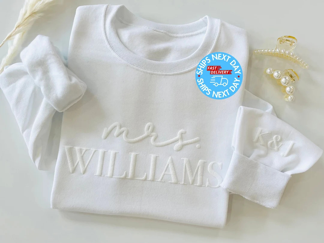 Custom Embossed Engagement Gift Future Mrs Sweatshirt New Mrs Sweatshirt Bride Sweatshirt Bride C... | Etsy (US)