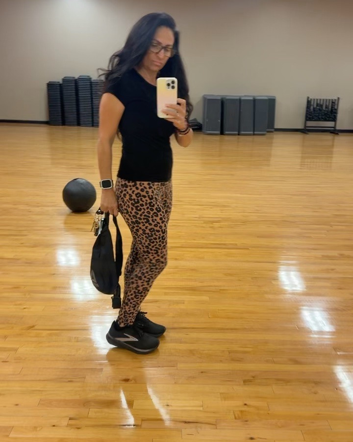 Gym time!! 

#LTKfitnessgoals #LTKmorningroutine #LTKActive