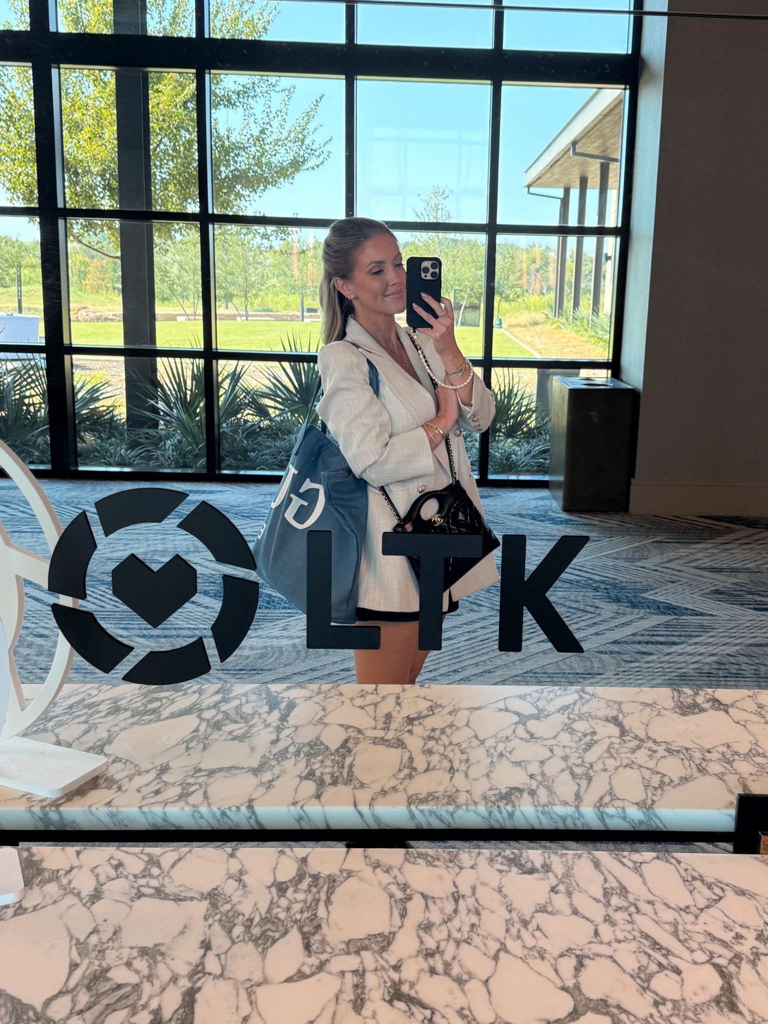 Size Small Amazon set / XS tee / XS faux leather shorts 🖤

#LTKCon #LTKPetite #LTKFindsUnder50