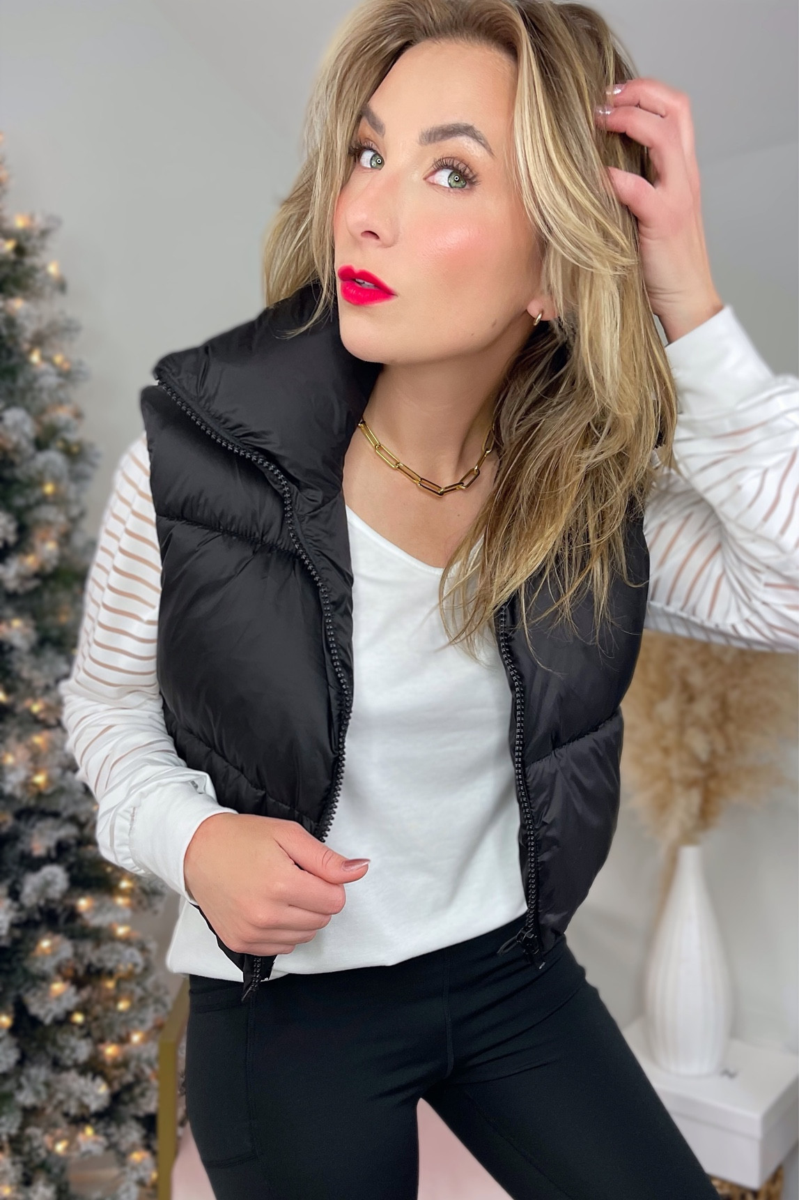 One Top, Two Ways :: Amazon Find!


#LTKFind #LTKstyletip #LTKunder50