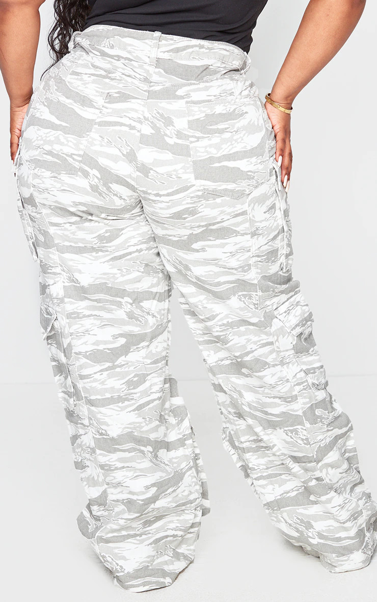 Plus Grey Camo Detailed Print Wide Leg Jeans | PrettyLittleThing US