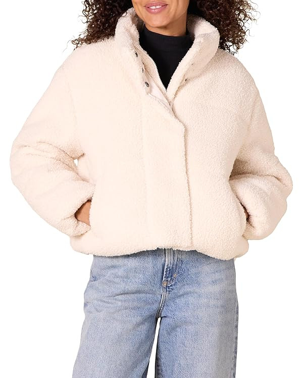Amazon Essentials Women's Cropped Full-Zip Puffer Jacket (Quilted Matte or Sherpa Fleece) | Amazon (US)