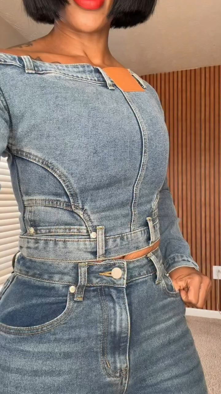 𝙰𝙺𝙸𝚁𝙰 𝙵𝚘𝚛 𝚃𝚑𝚎 𝚆𝙸𝙽, 𝙾𝚞𝚝𝚏𝚒𝚝🔥
~ 👸🏽@thelookbyneen

#LTKBeauty #LTKgrwm #LTKootd