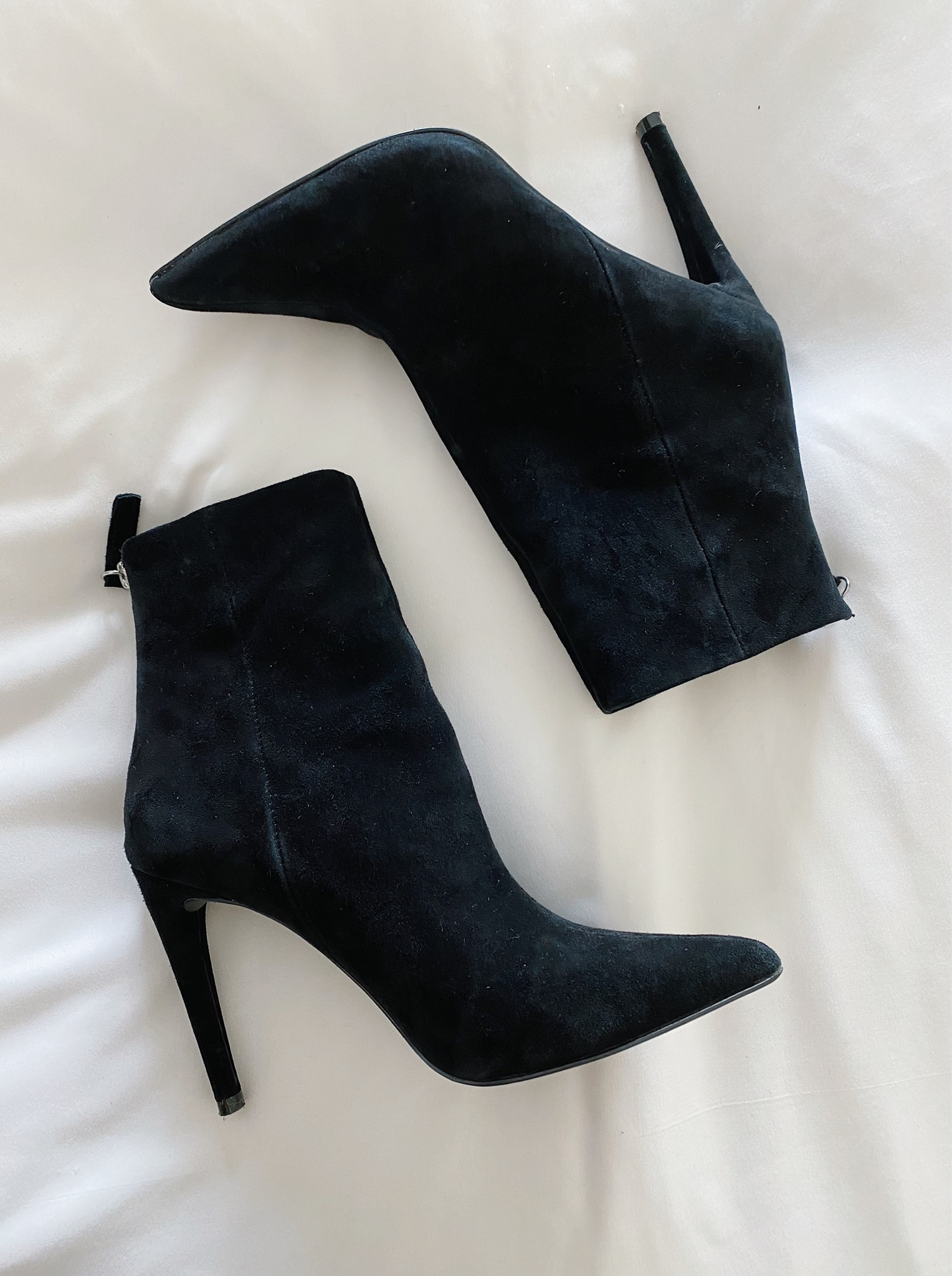 The classic boot style you need in your closet 

#LTKshoecrush #LTKstyletip #LTKSeasonal