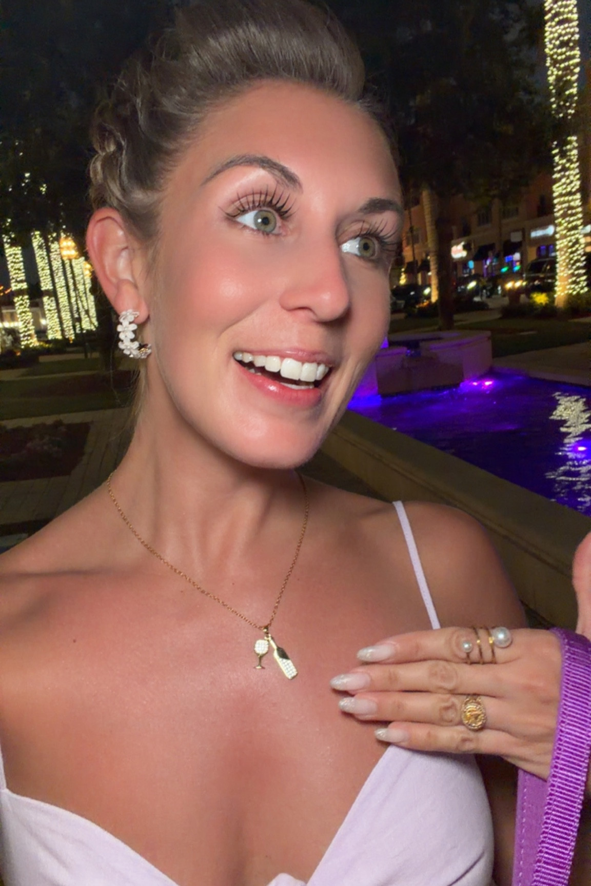 Wine bottle necklace 